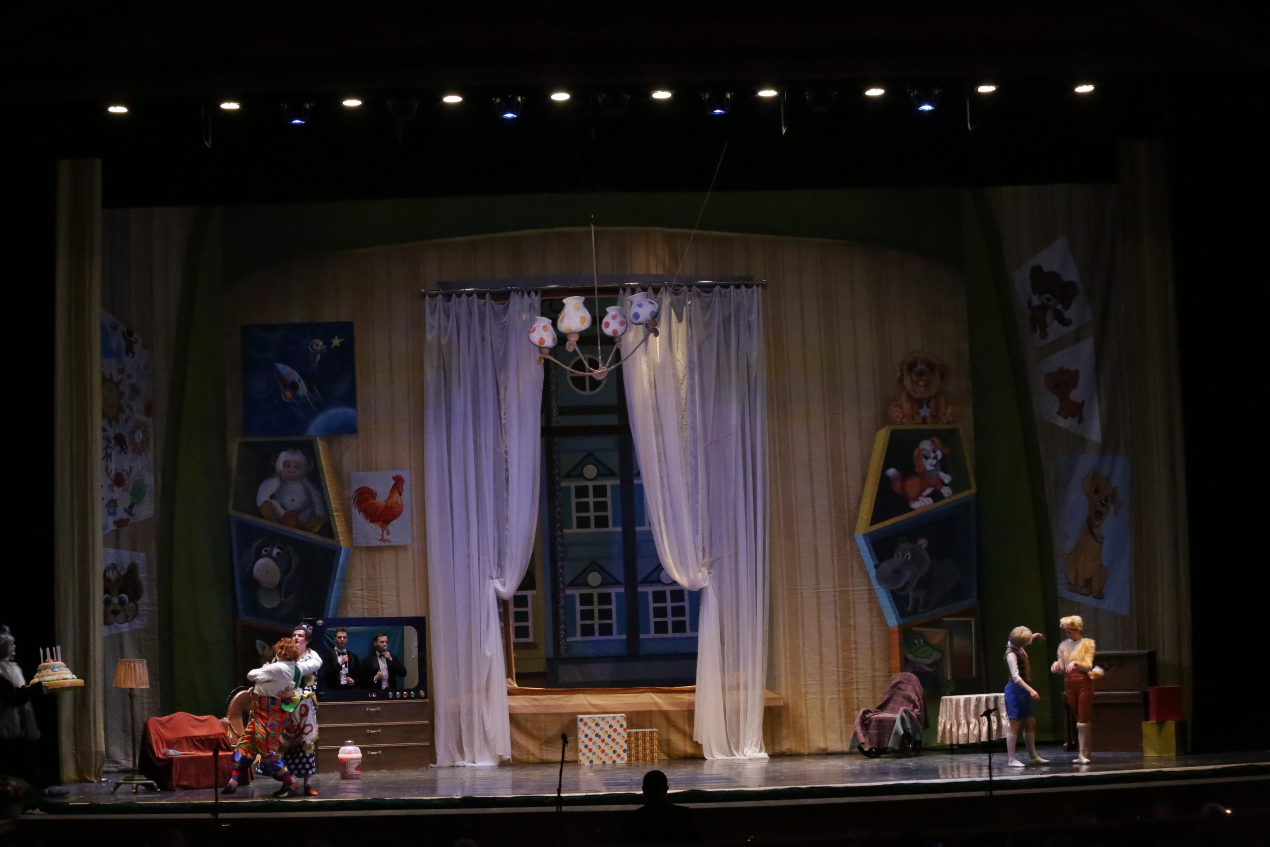 Балет Донбасс-опера спектакль «Малыш и Карлсон». Фотограф в Сочи Юрий Шептаев