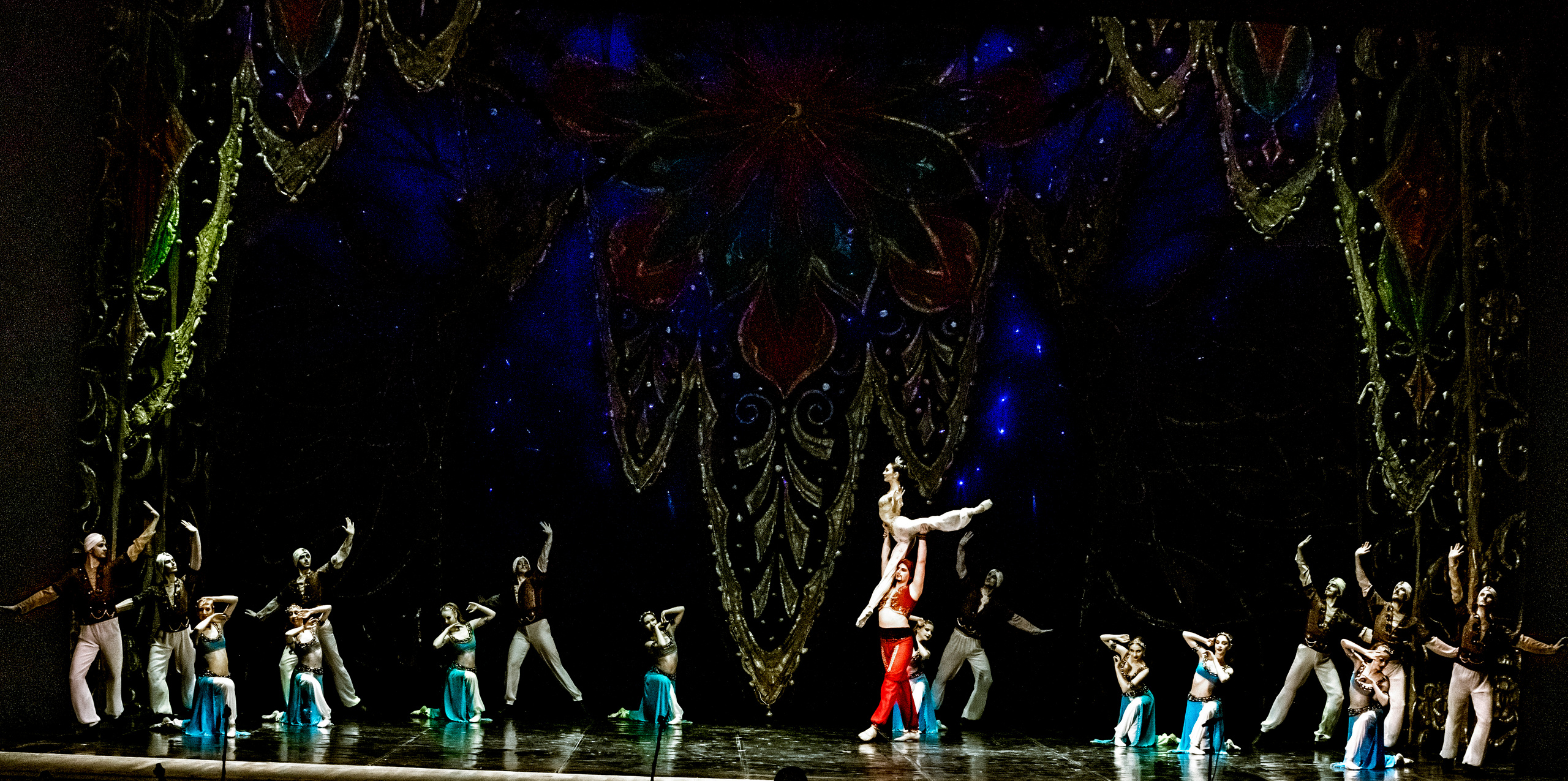 Балет Донбасс-опера спектакль «Тысяча и одна ночь». Фотограф в Сочи Юрий Шептаев