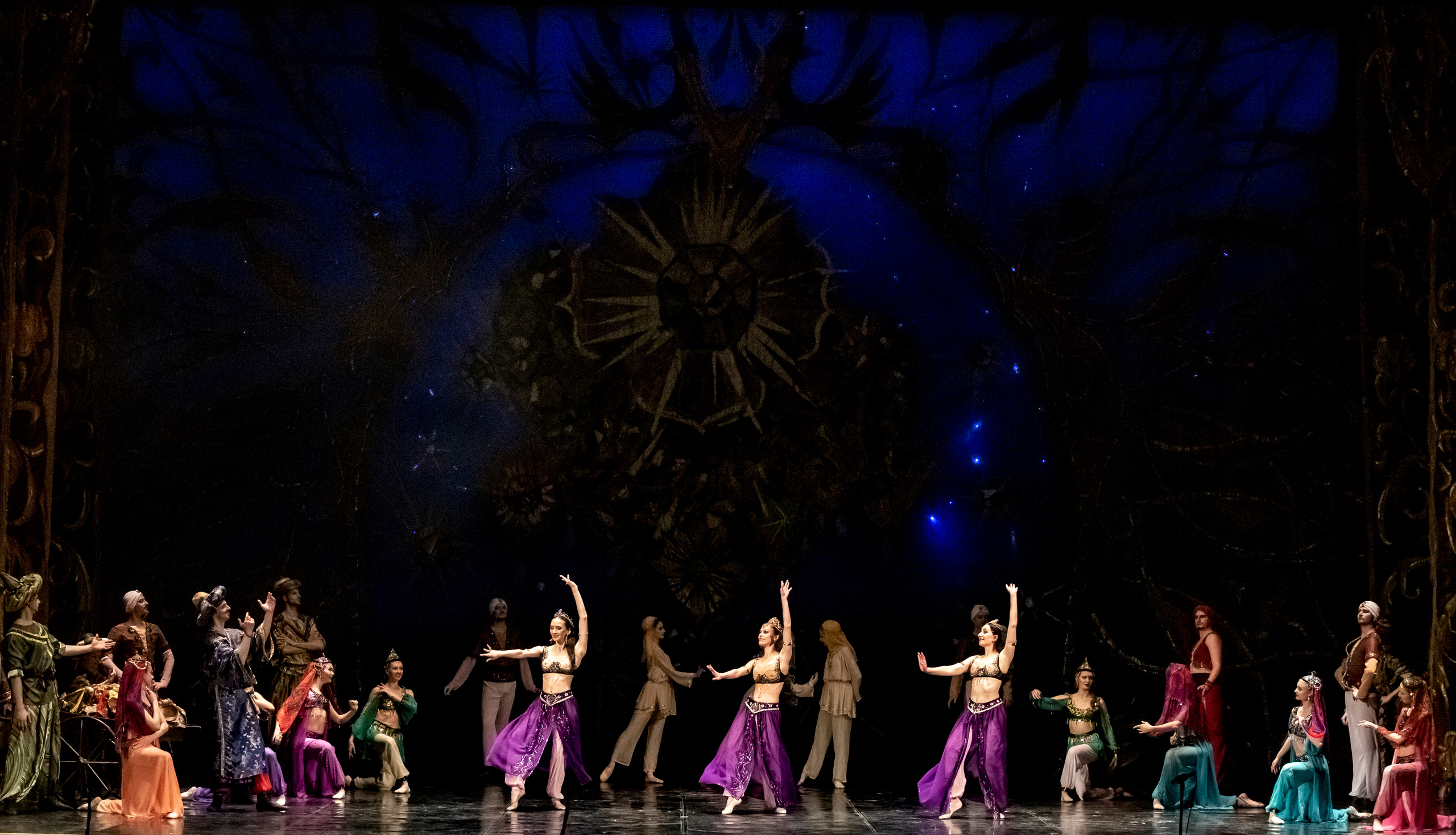 Балет Донбасс-опера спектакль «Тысяча и одна ночь». Фотограф в Сочи Юрий Шептаев