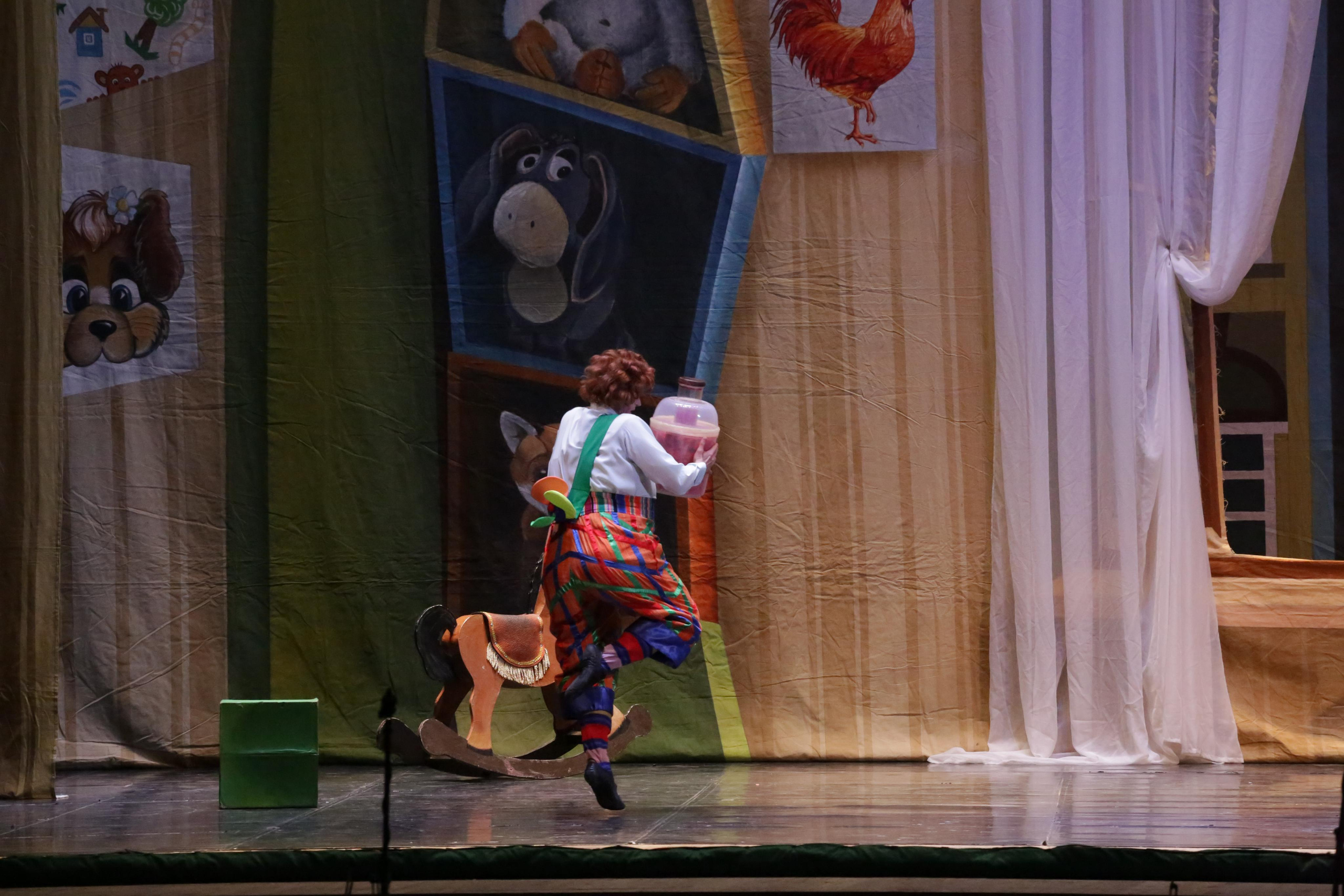 Балет Донбасс-опера спектакль «Малыш и Карлсон». Фотограф в Сочи Юрий Шептаев