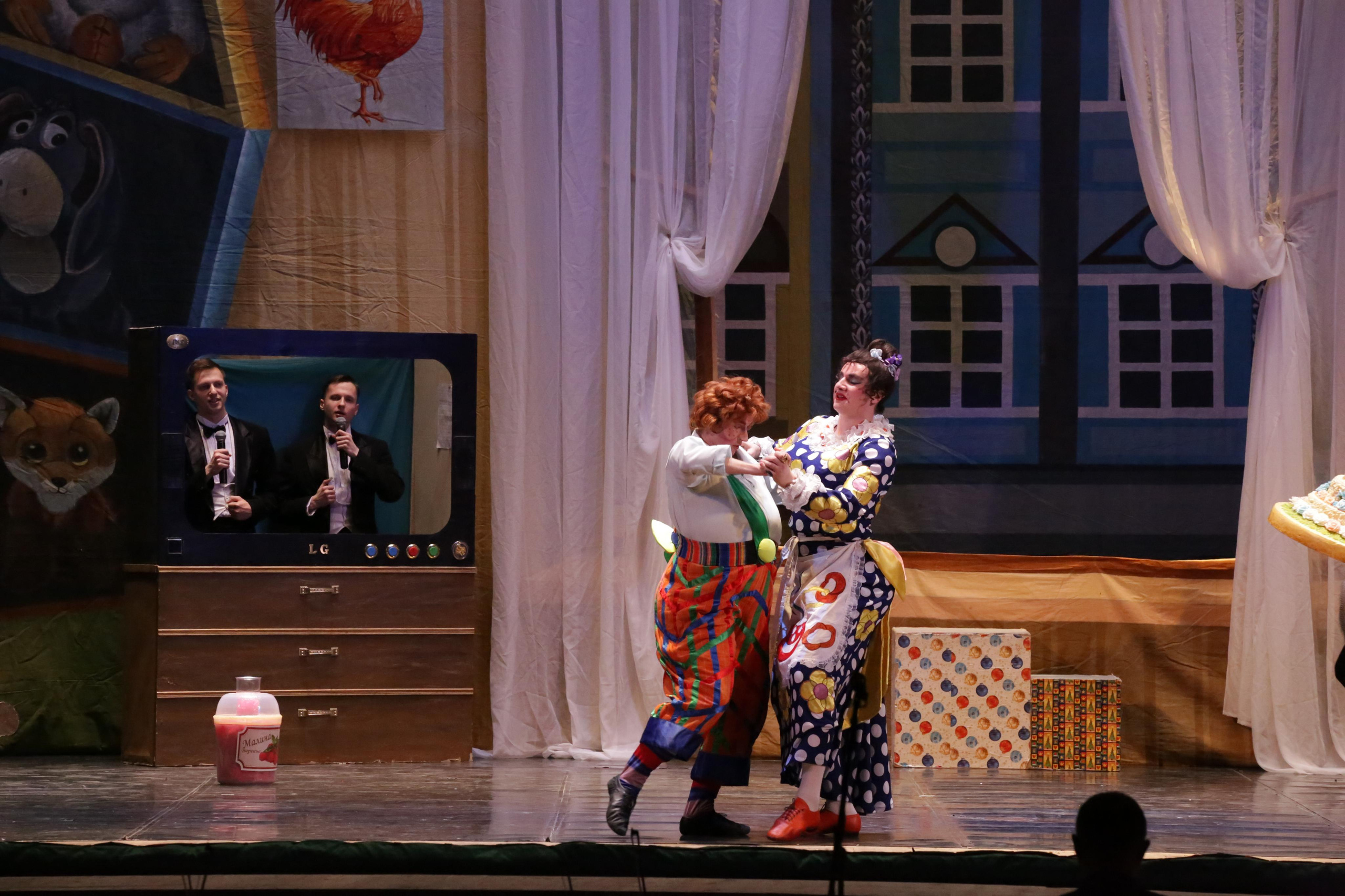 Балет Донбасс-опера спектакль «Малыш и Карлсон». Фотограф в Сочи Юрий Шептаев