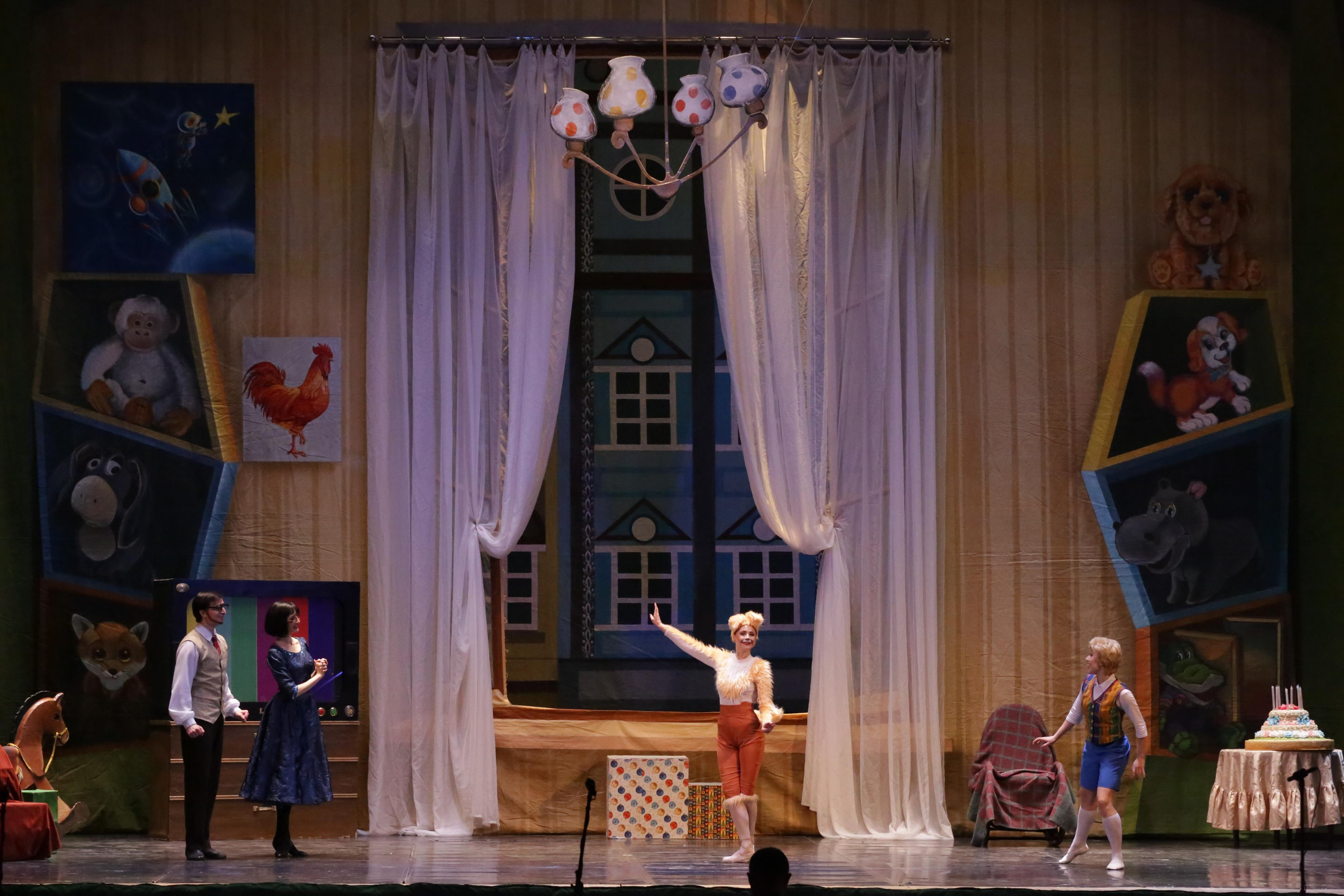 Балет Донбасс-опера спектакль «Малыш и Карлсон». Фотограф в Сочи Юрий Шептаев