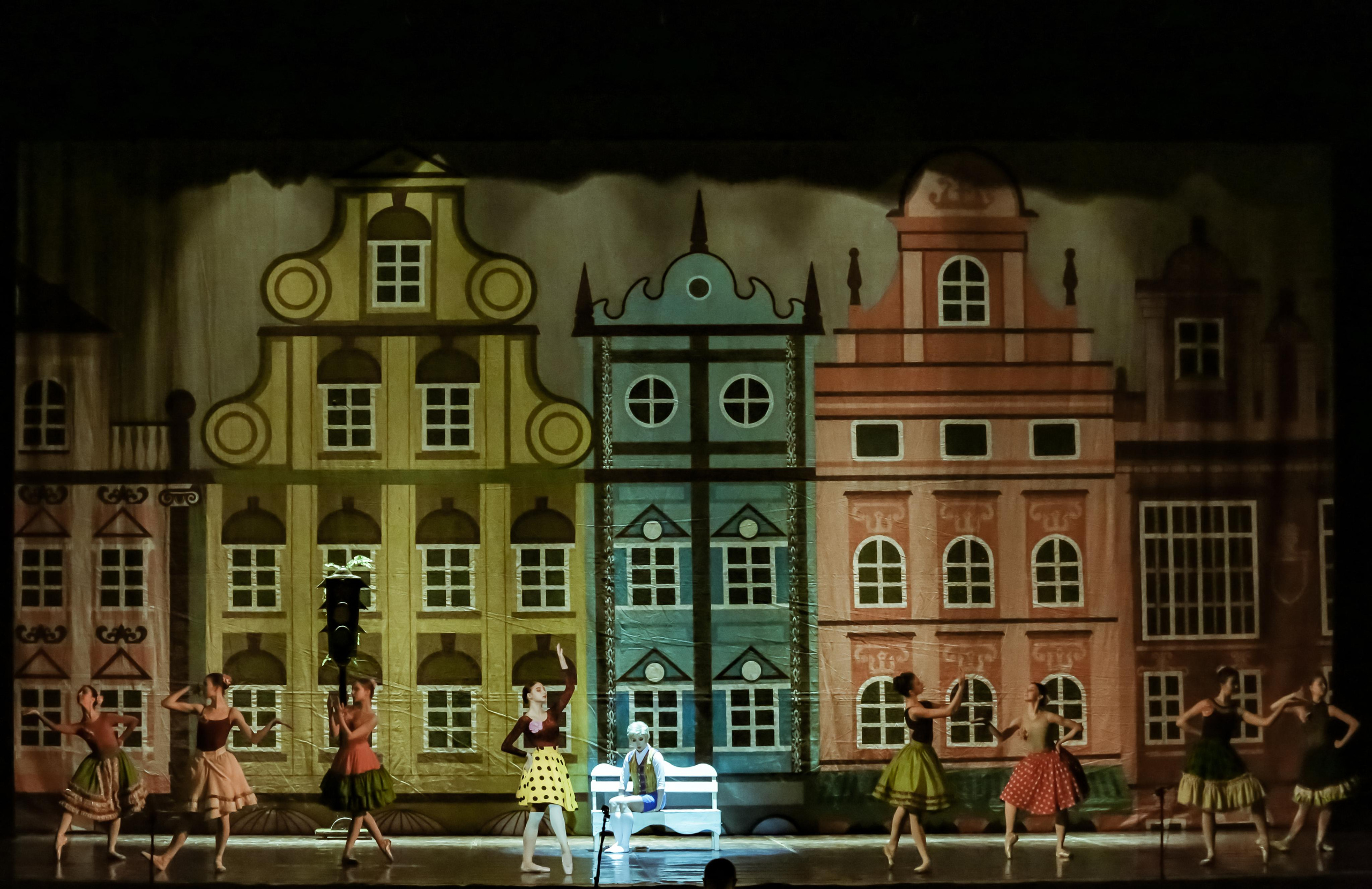 Балет Донбасс-опера спектакль «Малыш и Карлсон». Фотограф в Сочи Юрий Шептаев