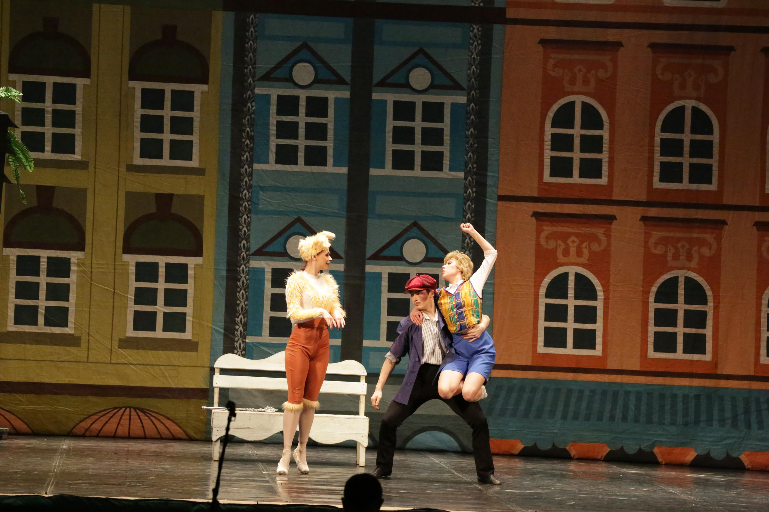 Балет Донбасс-опера спектакль «Малыш и Карлсон». Фотограф в Сочи Юрий Шептаев