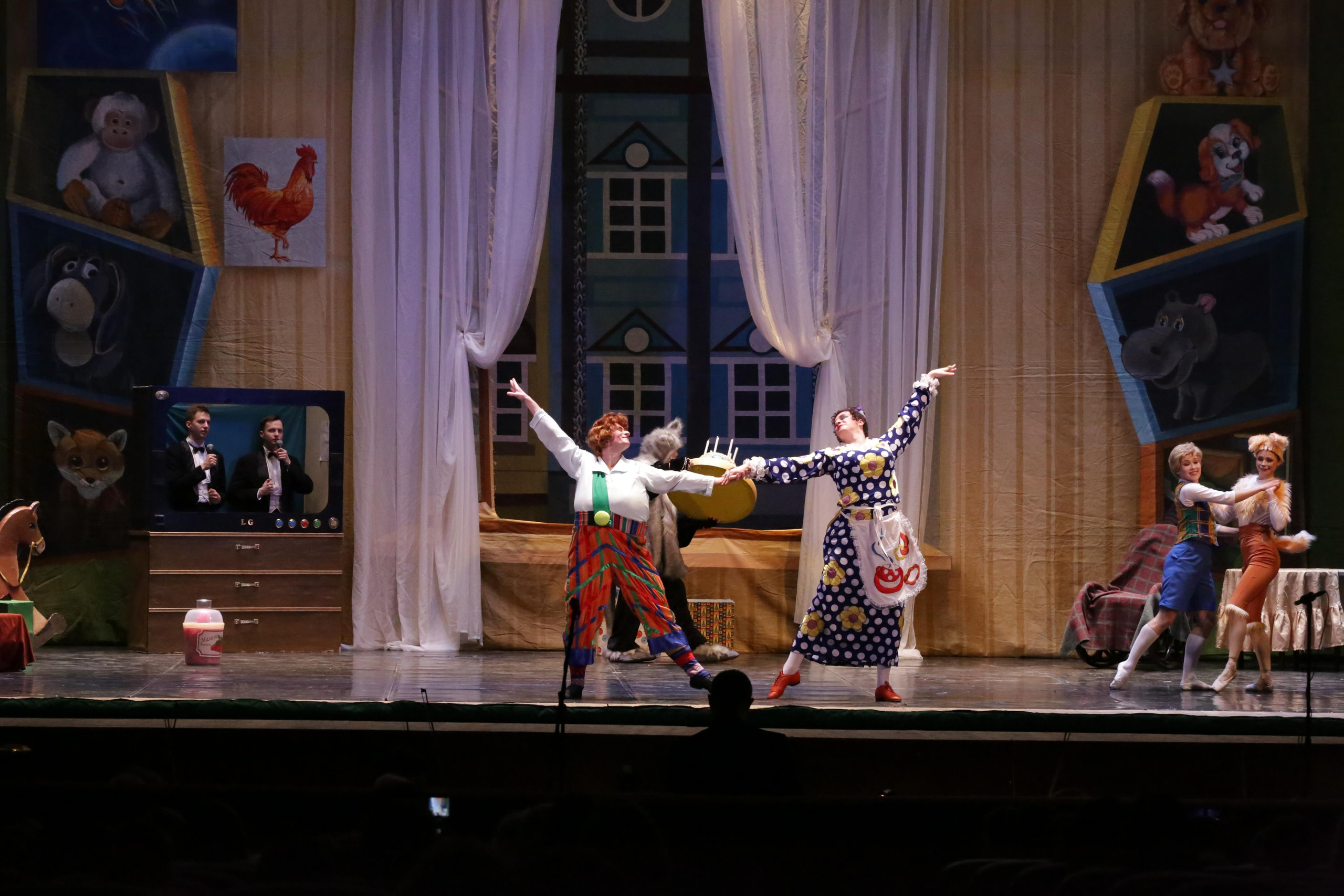 Балет Донбасс-опера спектакль «Малыш и Карлсон». Фотограф в Сочи Юрий Шептаев