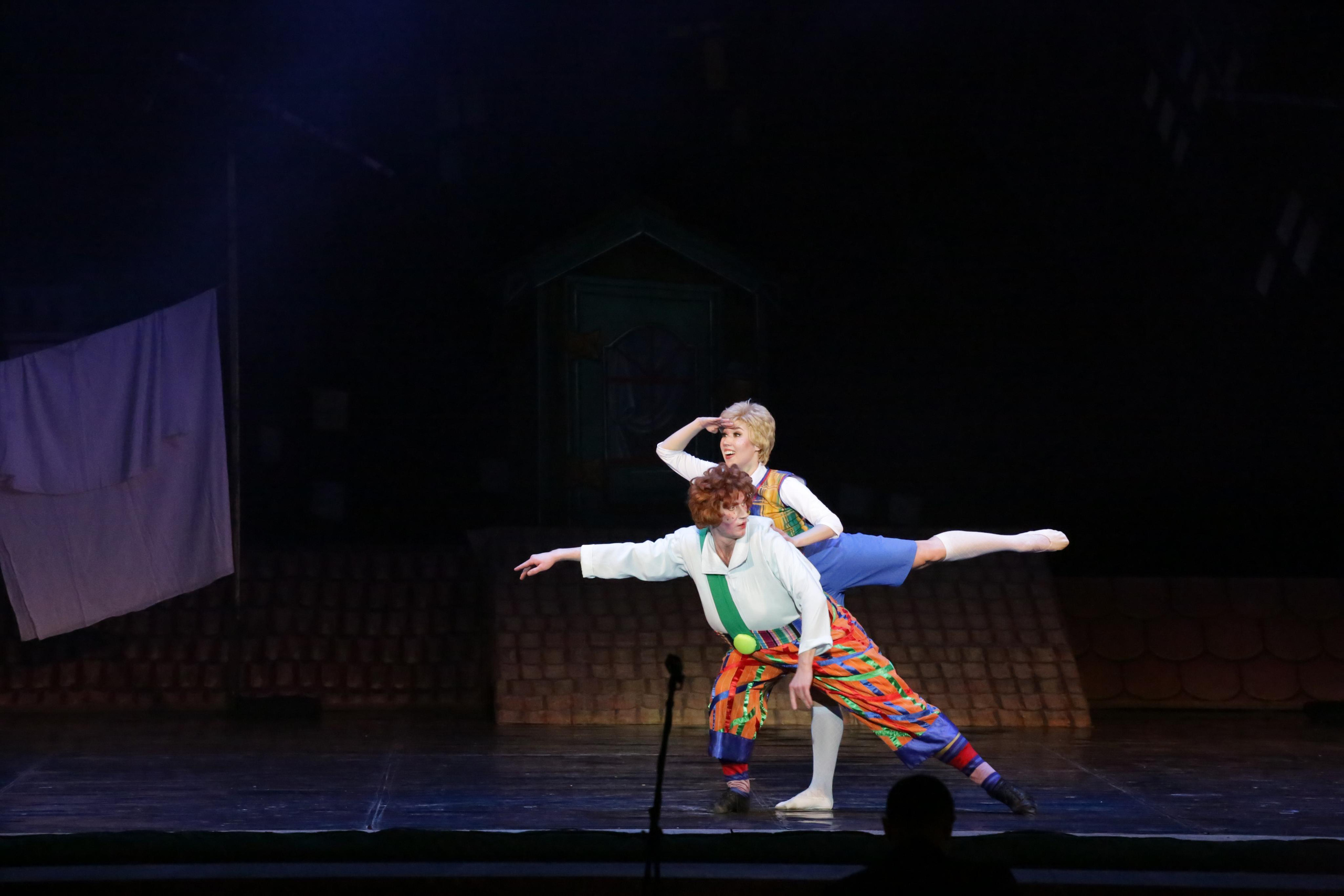 Балет Донбасс-опера спектакль «Малыш и Карлсон». Фотограф в Сочи Юрий Шептаев