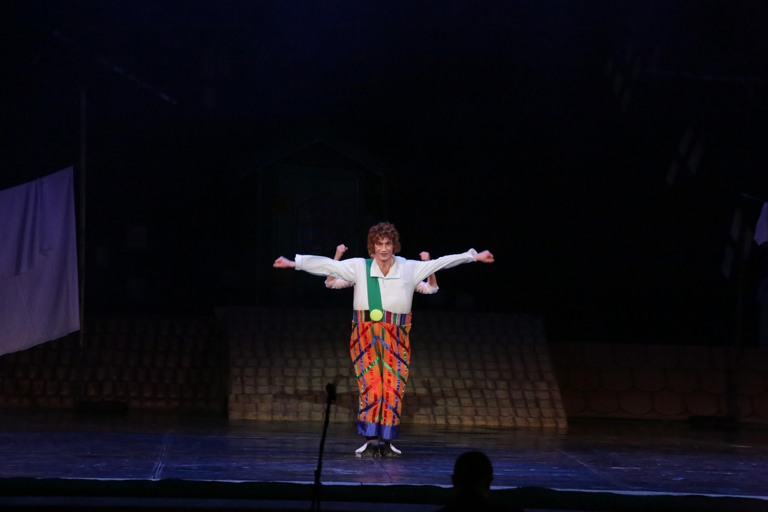 Балет Донбасс-опера спектакль «Малыш и Карлсон». Фотограф в Сочи Юрий Шептаев