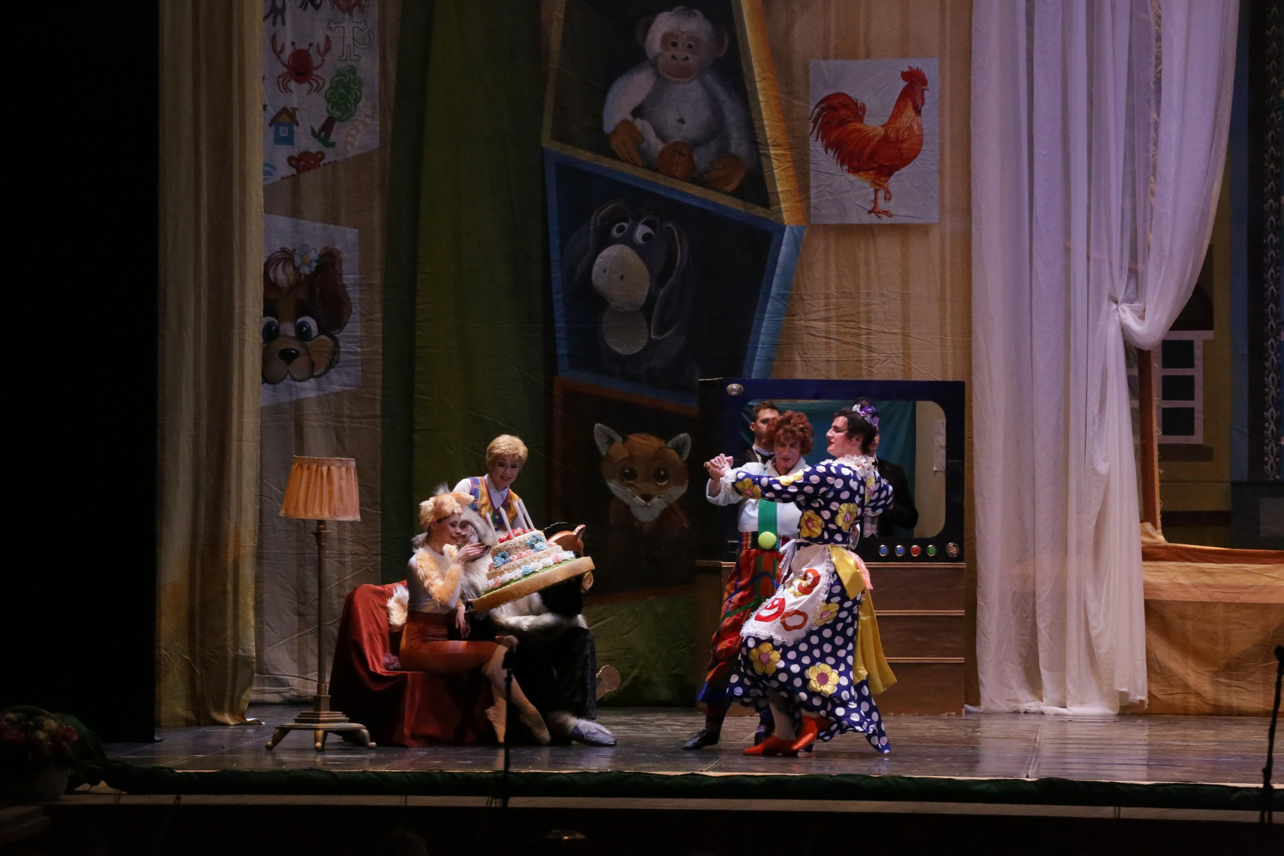 Балет Донбасс-опера спектакль «Малыш и Карлсон». Фотограф в Сочи Юрий Шептаев