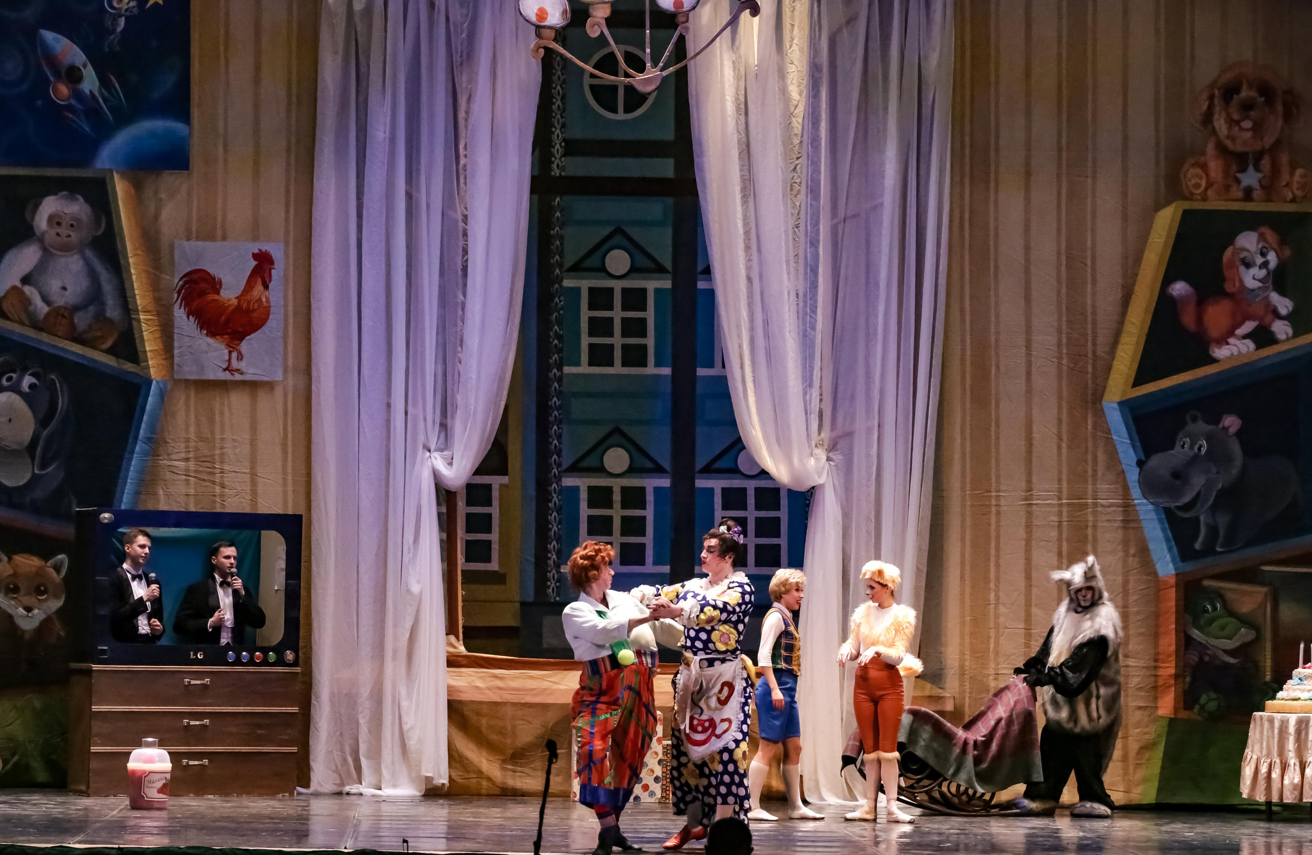 Балет Донбасс-опера спектакль «Малыш и Карлсон». Фотограф в Сочи Юрий Шептаев