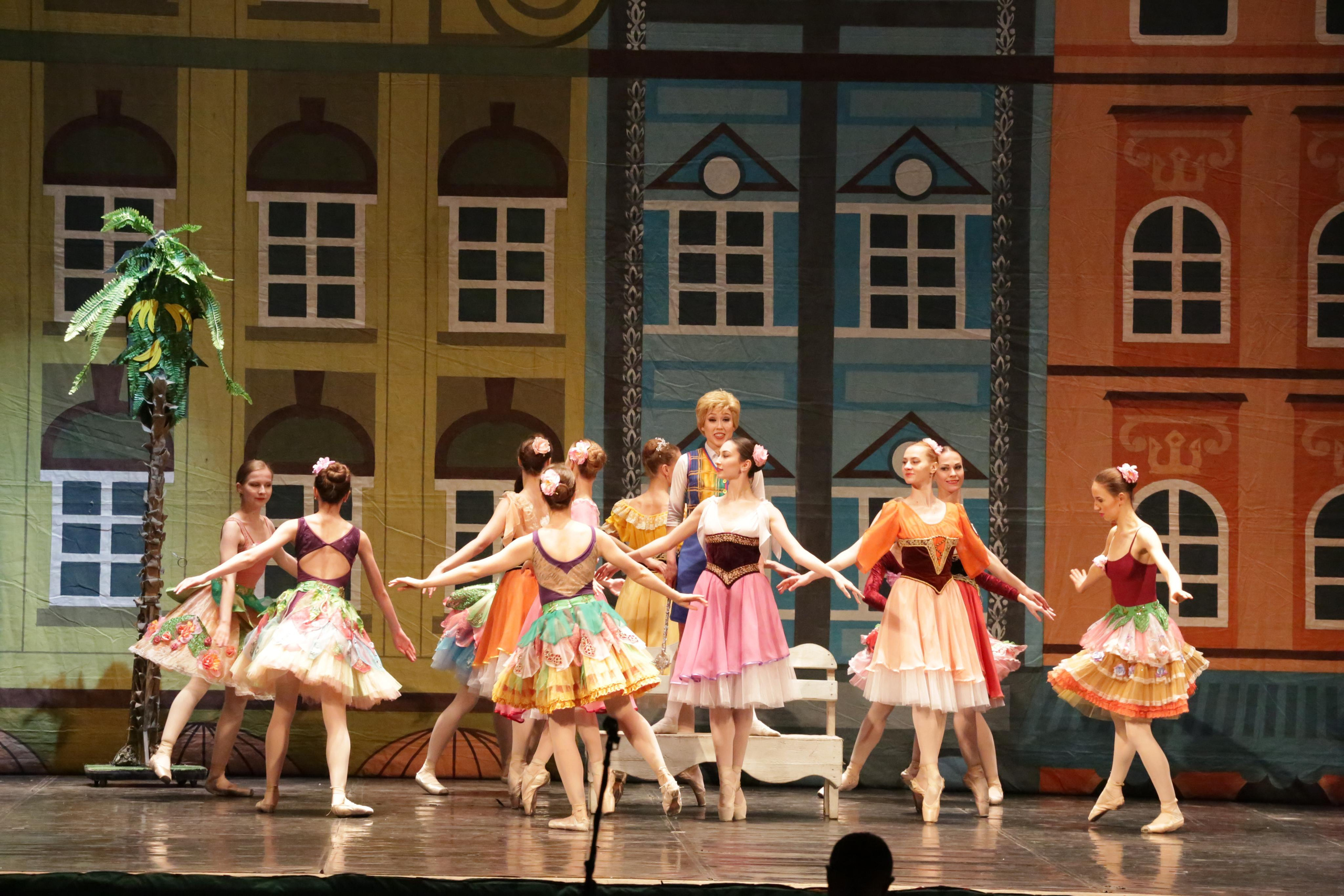 Балет Донбасс-опера спектакль «Малыш и Карлсон». Фотограф в Сочи Юрий Шептаев