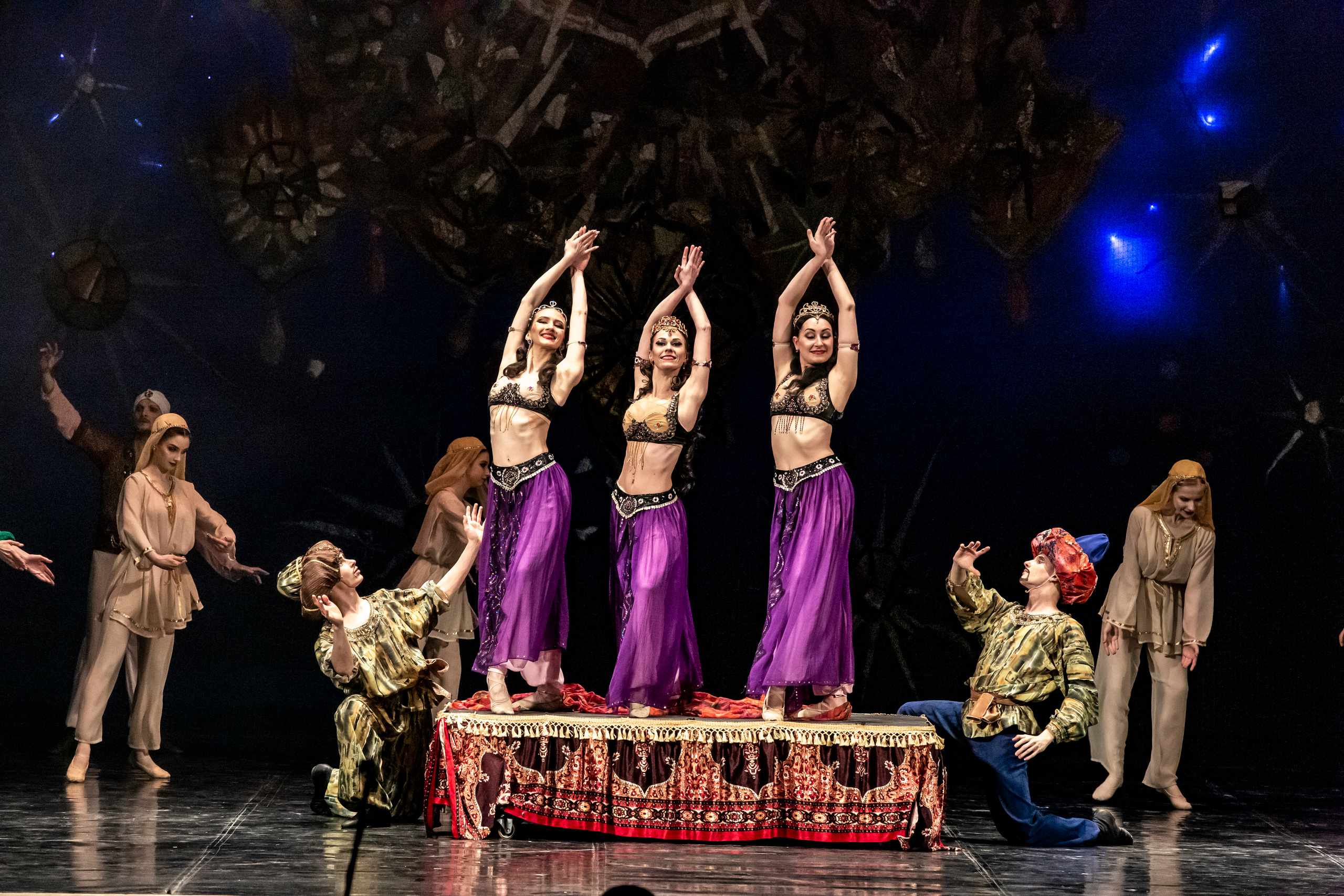 Балет Донбасс-опера спектакль «Тысяча и одна ночь». Фотограф в Сочи Юрий Шептаев