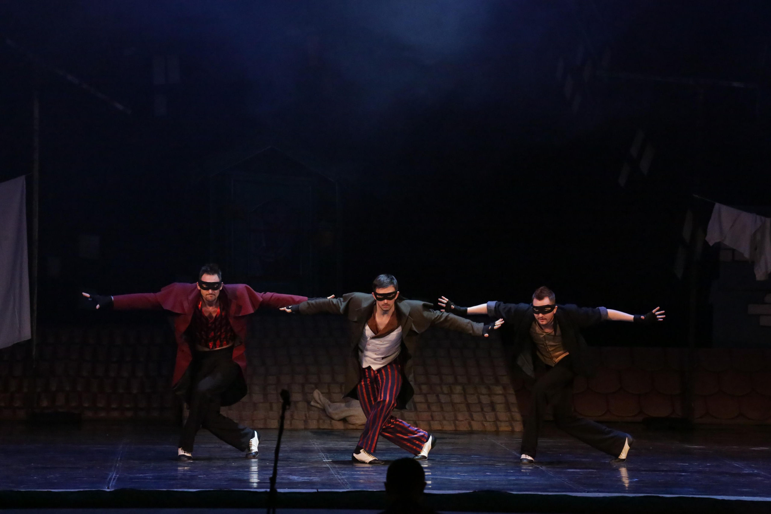 Балет Донбасс-опера спектакль «Малыш и Карлсон». Фотограф в Сочи Юрий Шептаев