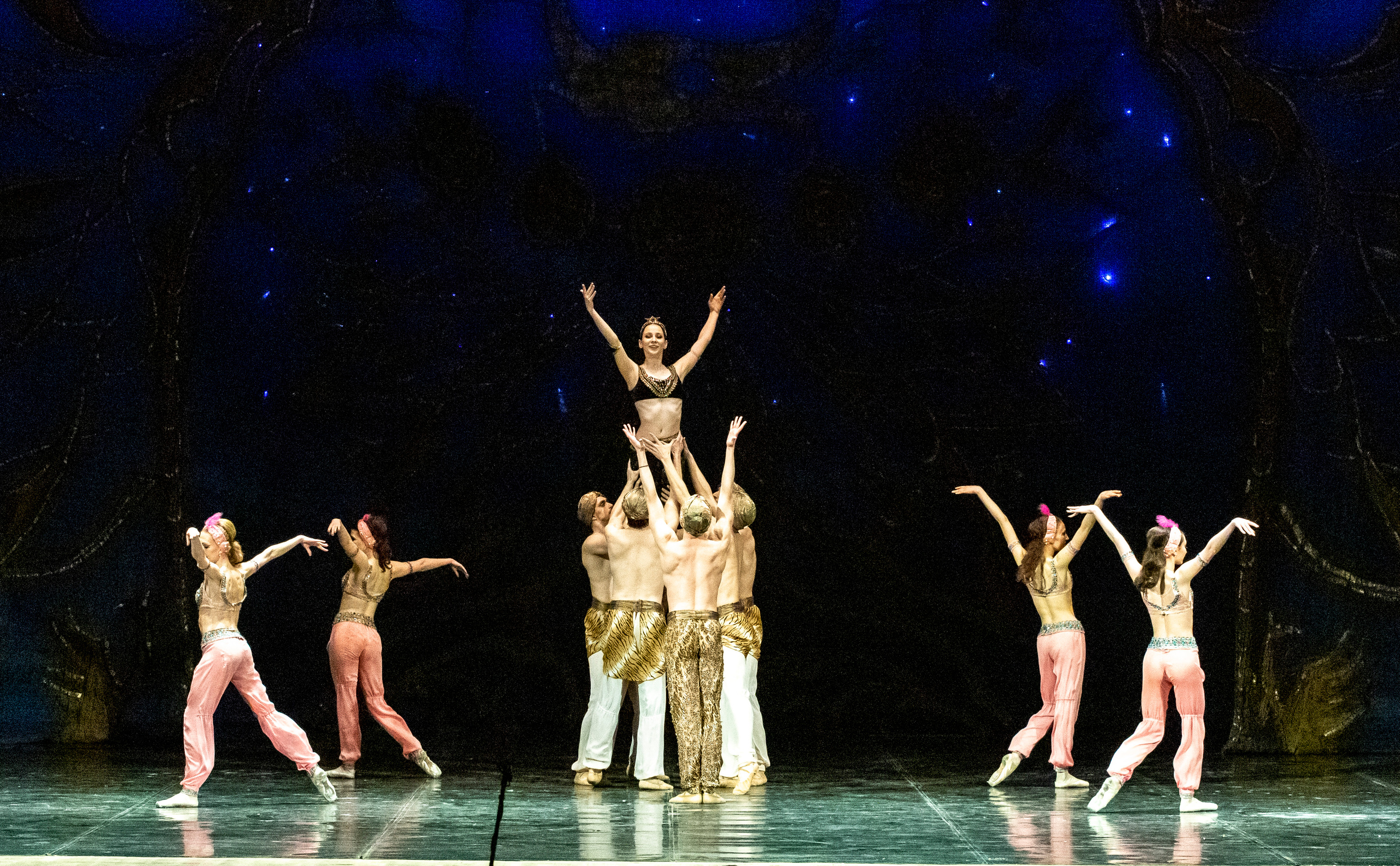 Балет Донбасс-опера спектакль «Тысяча и одна ночь». Фотограф в Сочи Юрий Шептаев