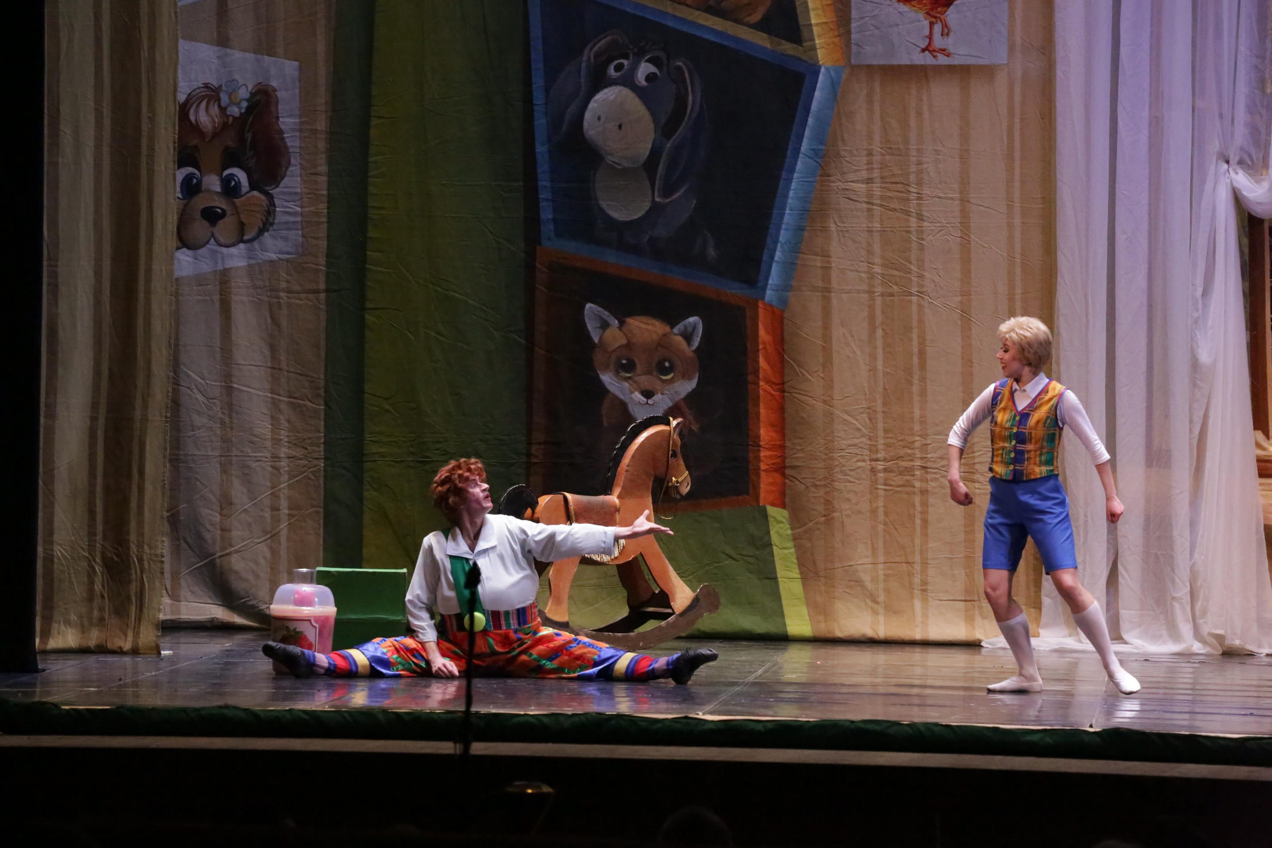 Балет Донбасс-опера спектакль «Малыш и Карлсон». Фотограф в Сочи Юрий Шептаев
