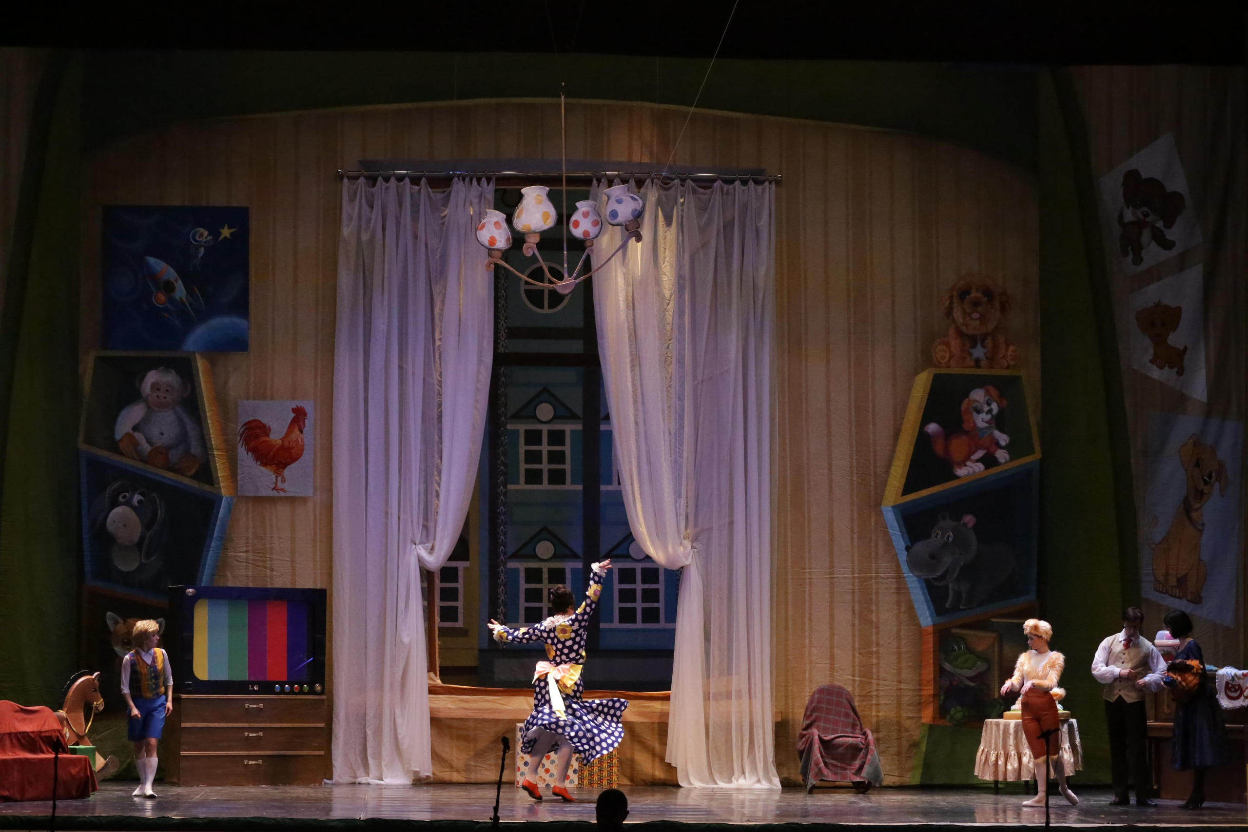 Балет Донбасс-опера спектакль «Малыш и Карлсон». Фотограф в Сочи Юрий Шептаев