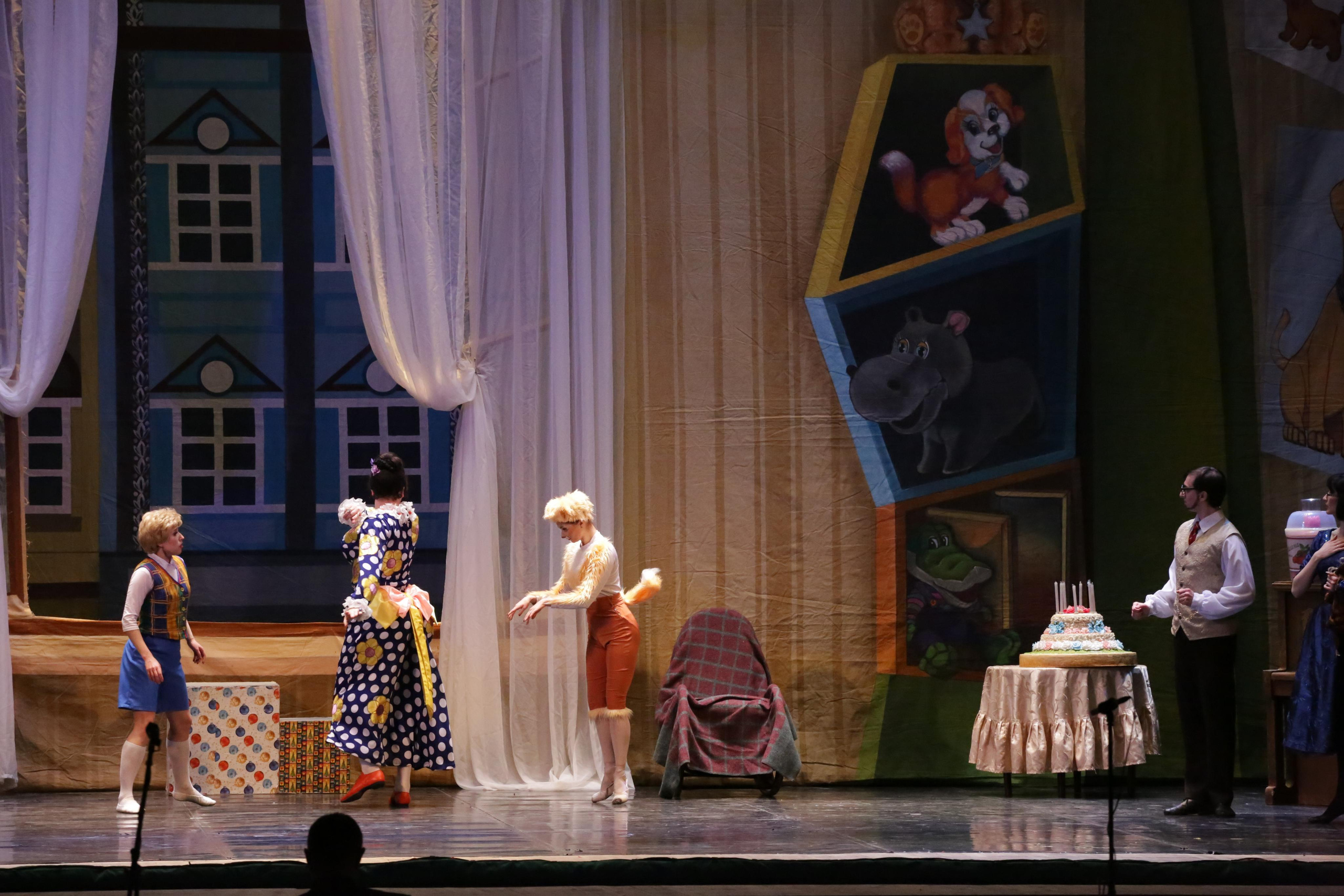 Балет Донбасс-опера спектакль «Малыш и Карлсон». Фотограф в Сочи Юрий Шептаев