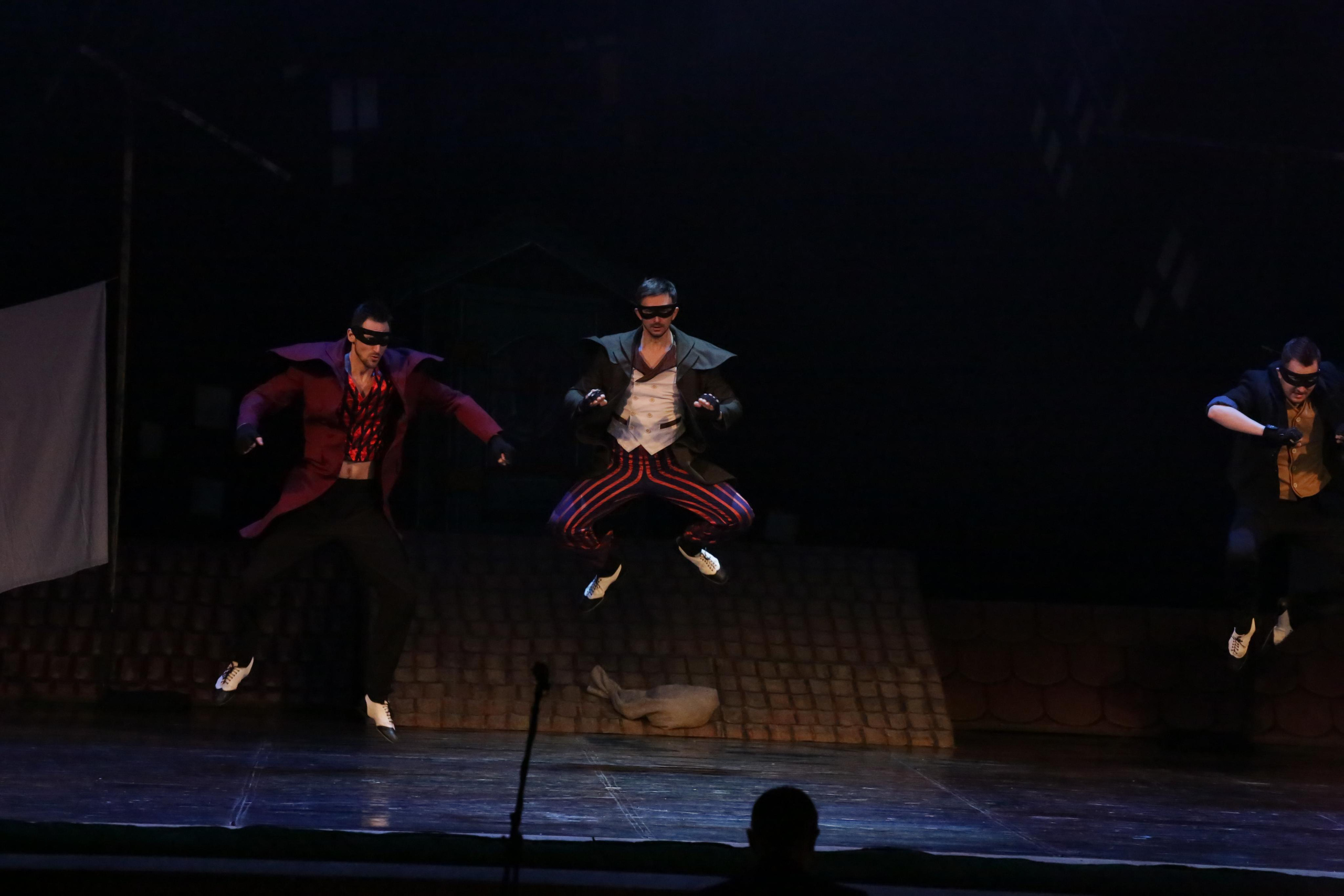 Балет Донбасс-опера спектакль «Малыш и Карлсон». Фотограф в Сочи Юрий Шептаев