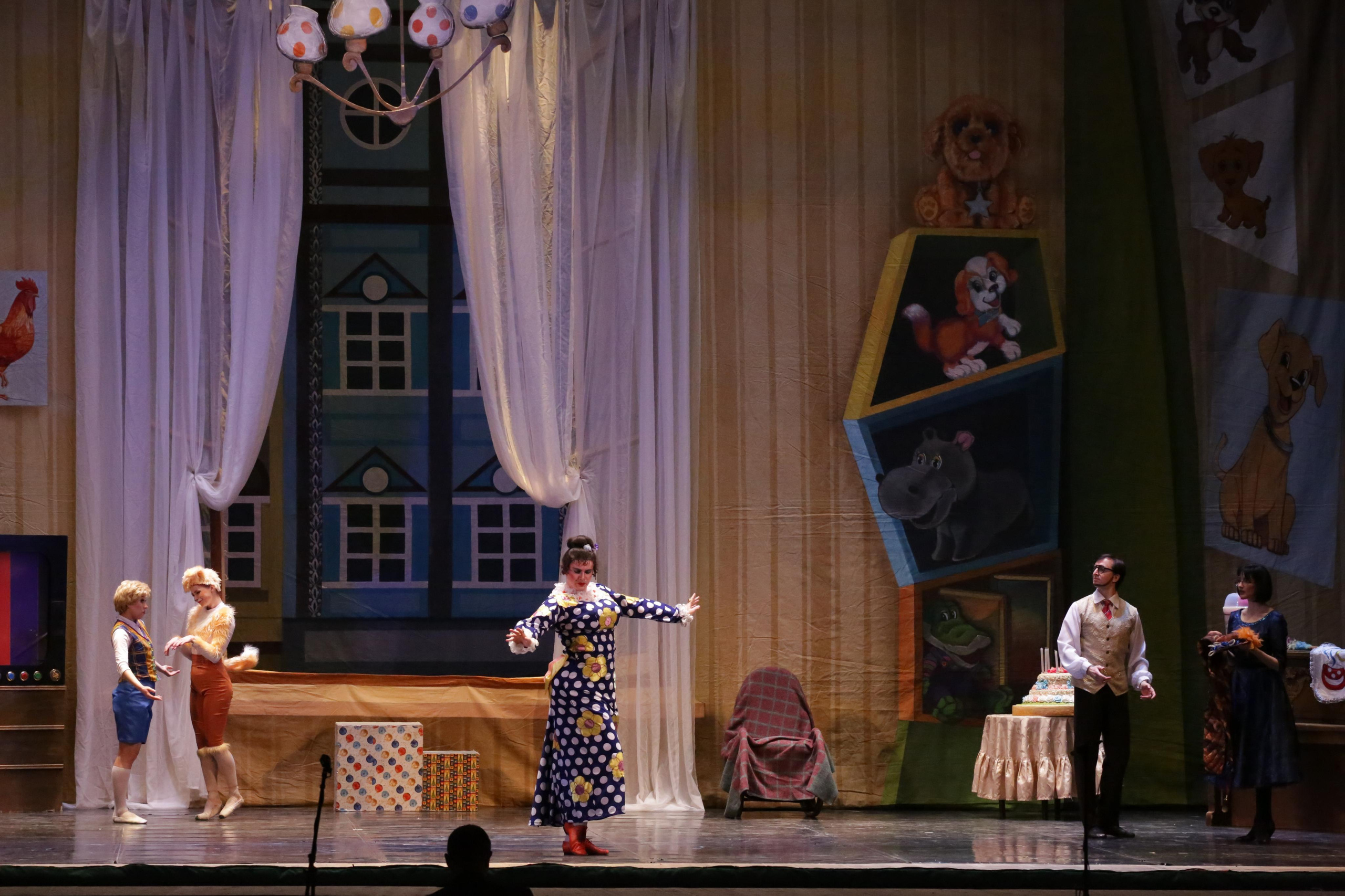 Балет Донбасс-опера спектакль «Малыш и Карлсон». Фотограф в Сочи Юрий Шептаев
