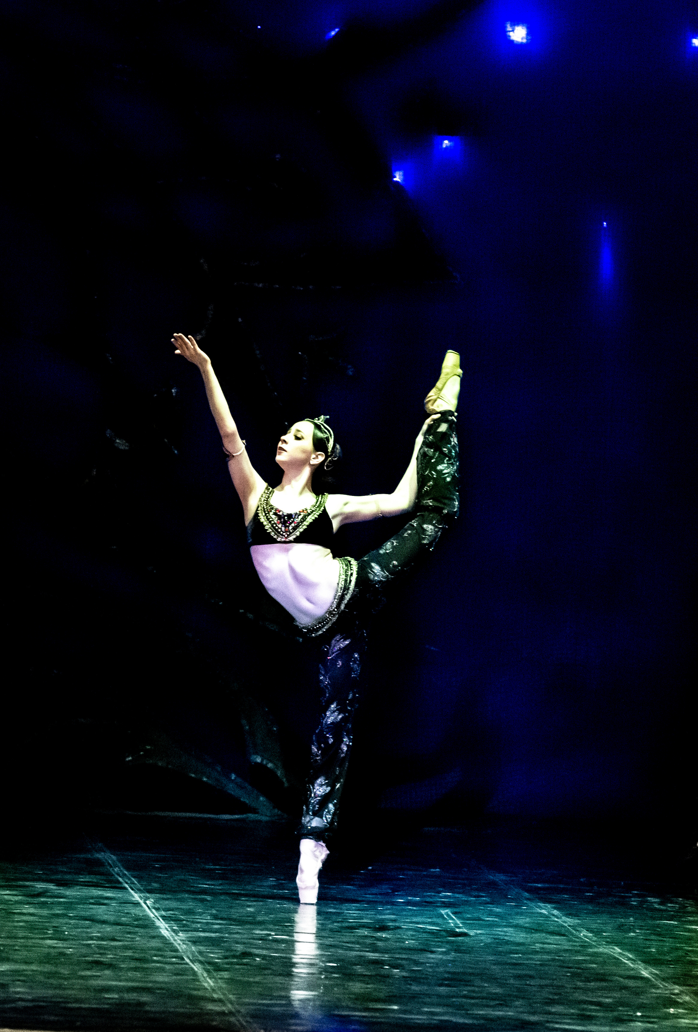 Балет Донбасс-опера спектакль «Тысяча и одна ночь». Фотограф в Сочи Юрий Шептаев