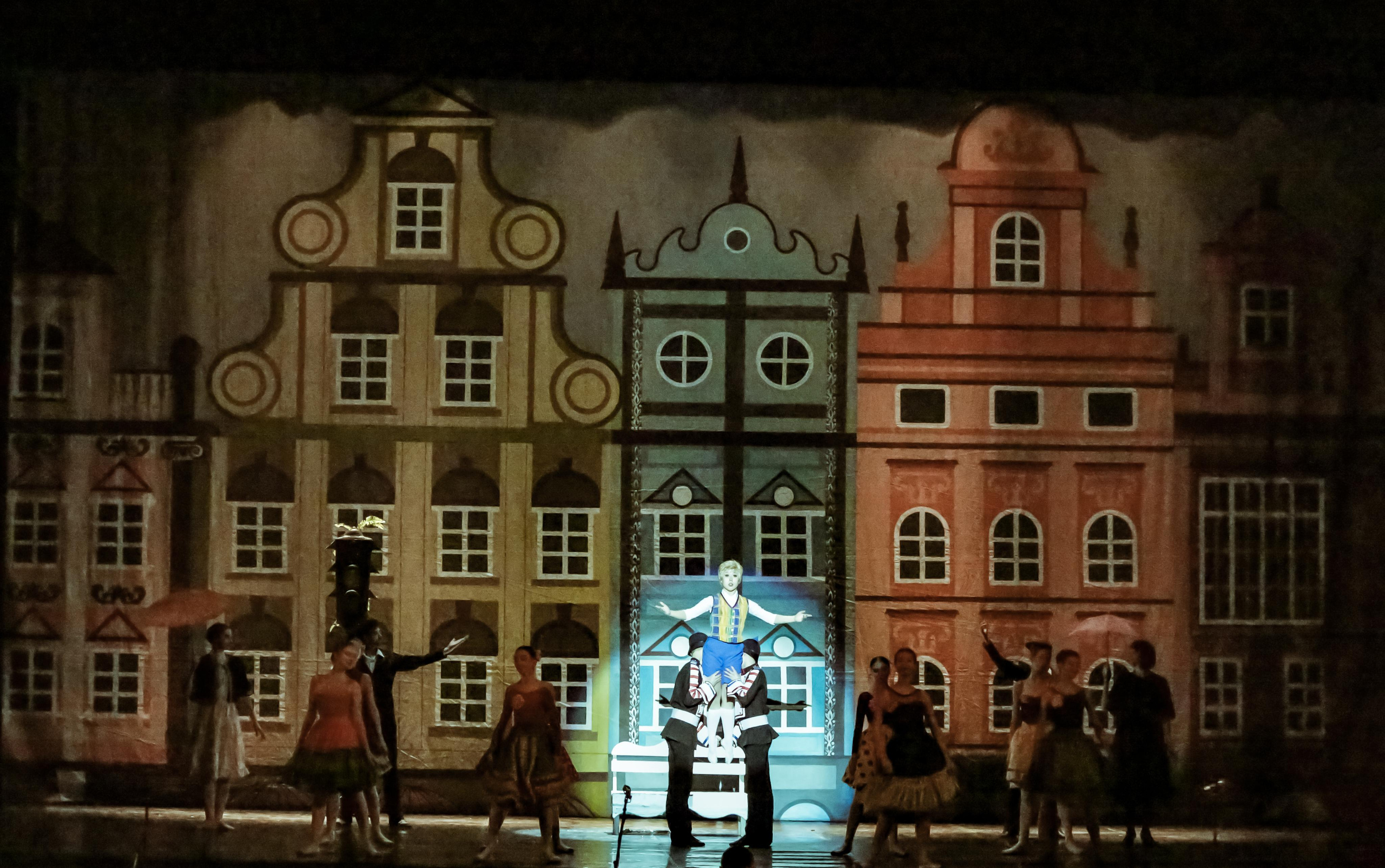 Балет Донбасс-опера спектакль «Малыш и Карлсон». Фотограф в Сочи Юрий Шептаев