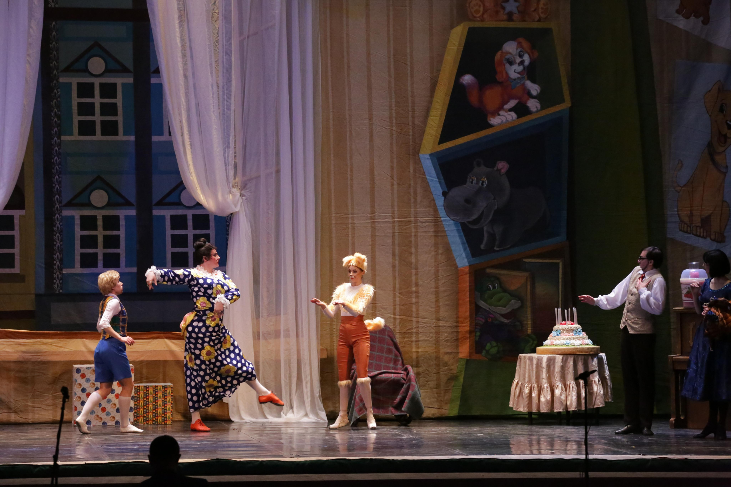 Балет Донбасс-опера спектакль «Малыш и Карлсон». Фотограф в Сочи Юрий Шептаев