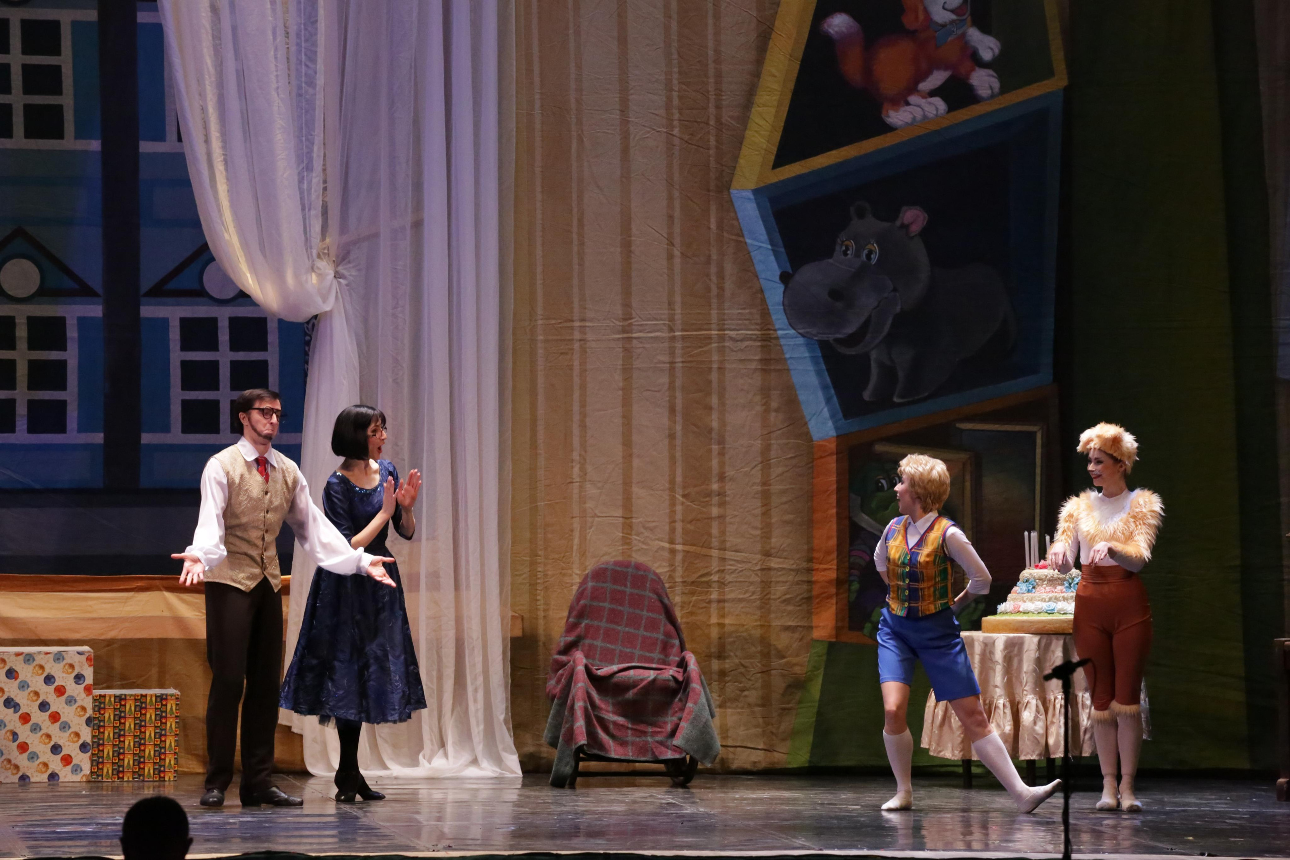 Балет Донбасс-опера спектакль «Малыш и Карлсон». Фотограф в Сочи Юрий Шептаев