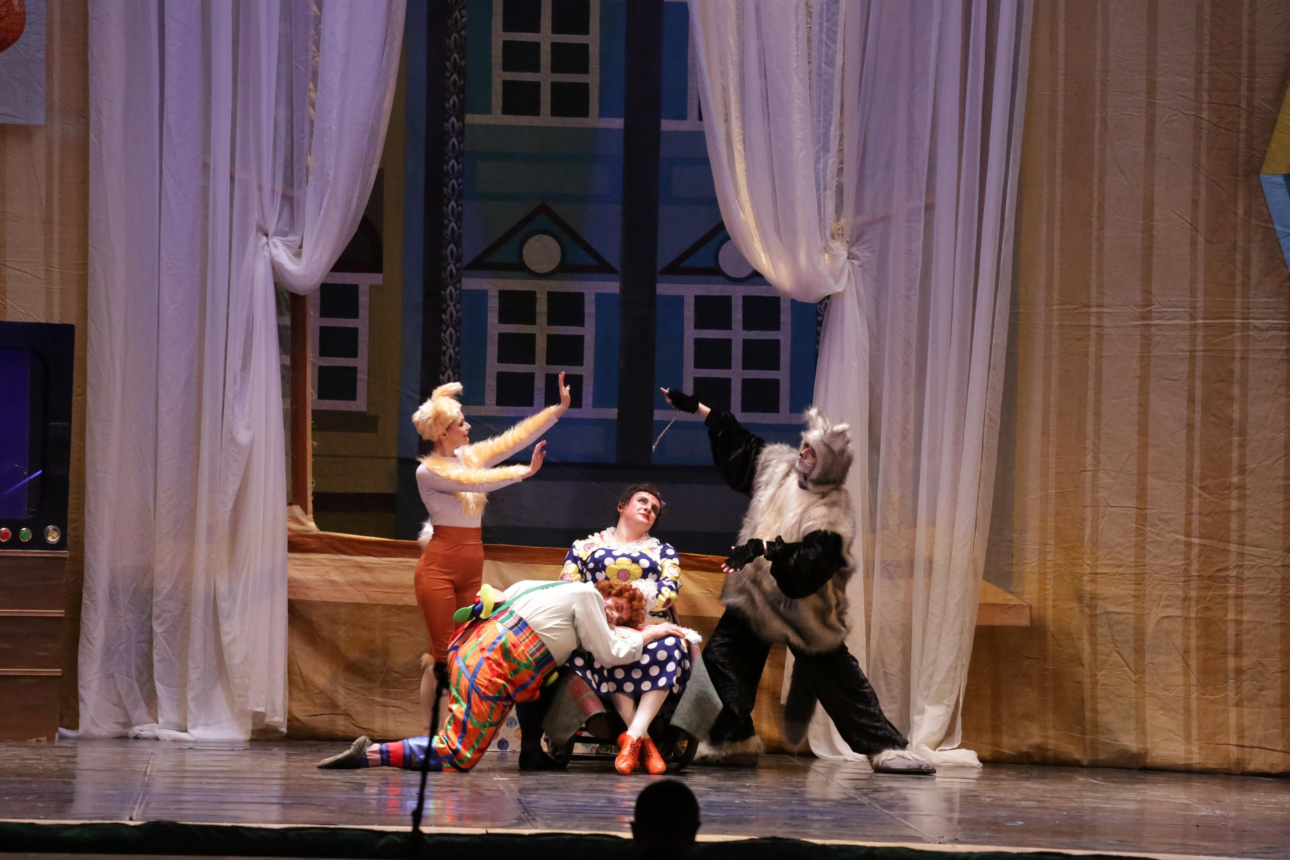 Балет Донбасс-опера спектакль «Малыш и Карлсон». Фотограф в Сочи Юрий Шептаев