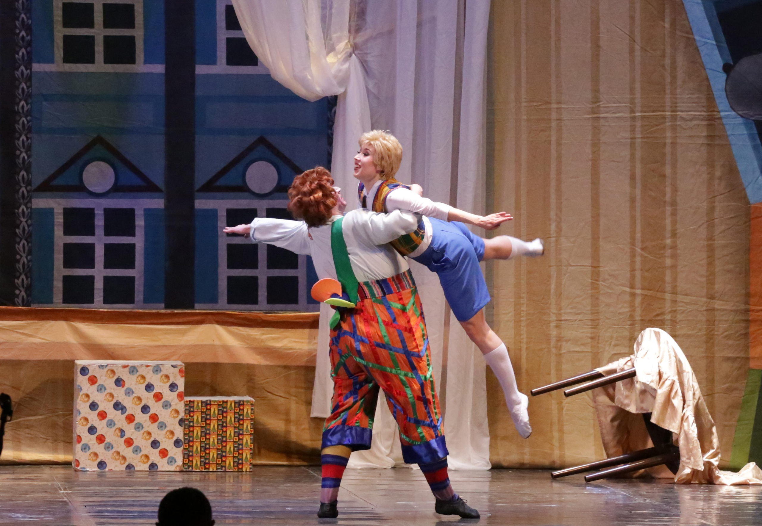 Балет Донбасс-опера спектакль «Малыш и Карлсон». Фотограф в Сочи Юрий Шептаев