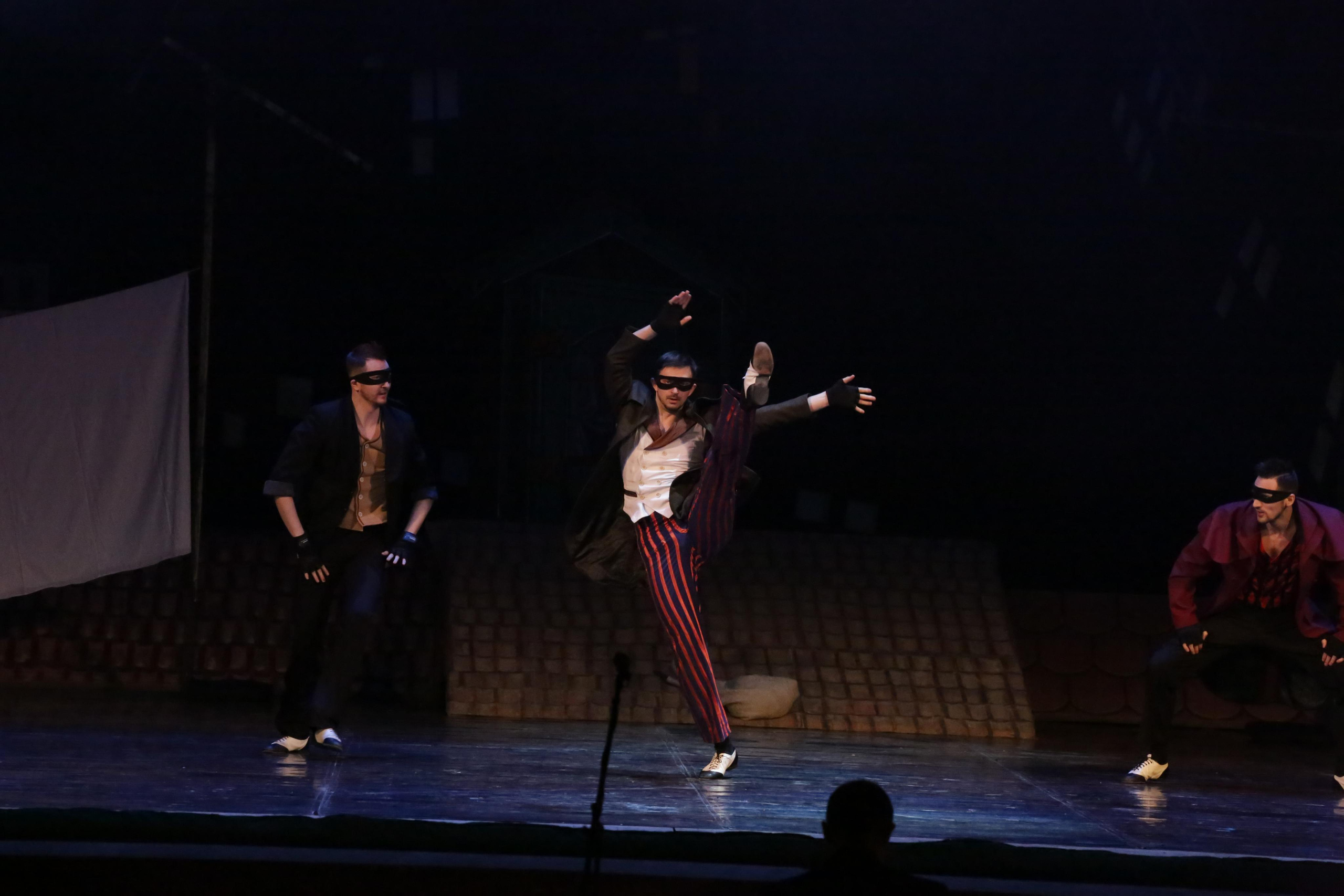 Балет Донбасс-опера спектакль «Малыш и Карлсон». Фотограф в Сочи Юрий Шептаев