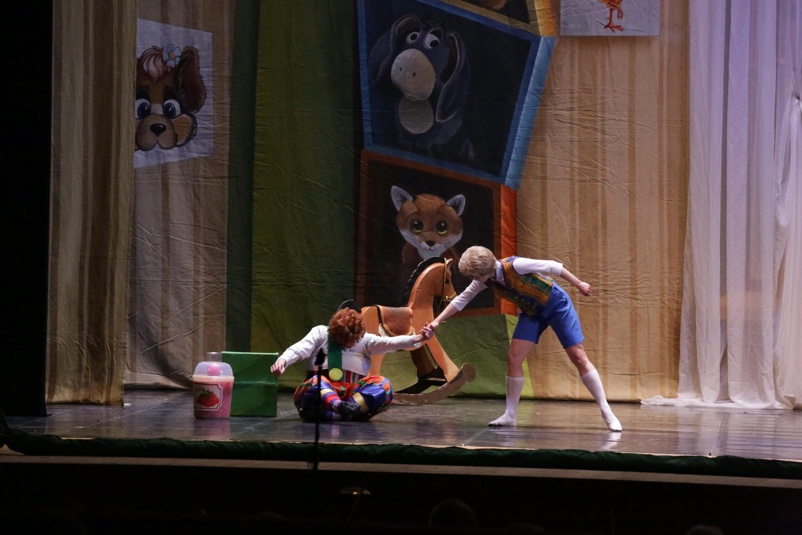 Балет Донбасс-опера спектакль «Малыш и Карлсон». Фотограф в Сочи Юрий Шептаев