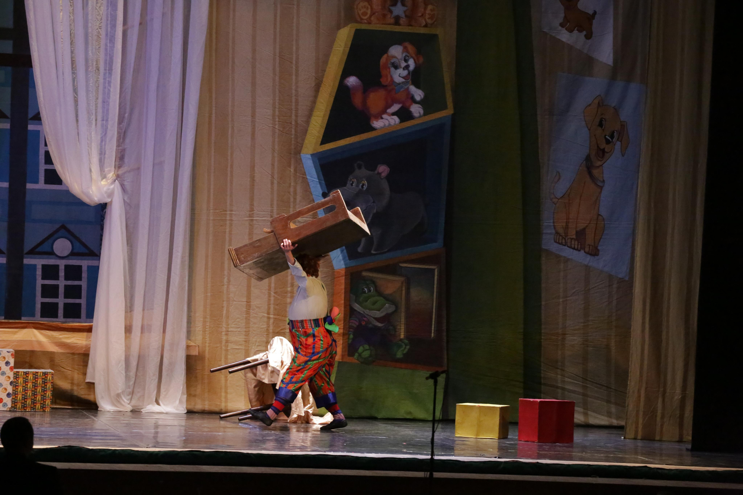 Балет Донбасс-опера спектакль «Малыш и Карлсон». Фотограф в Сочи Юрий Шептаев