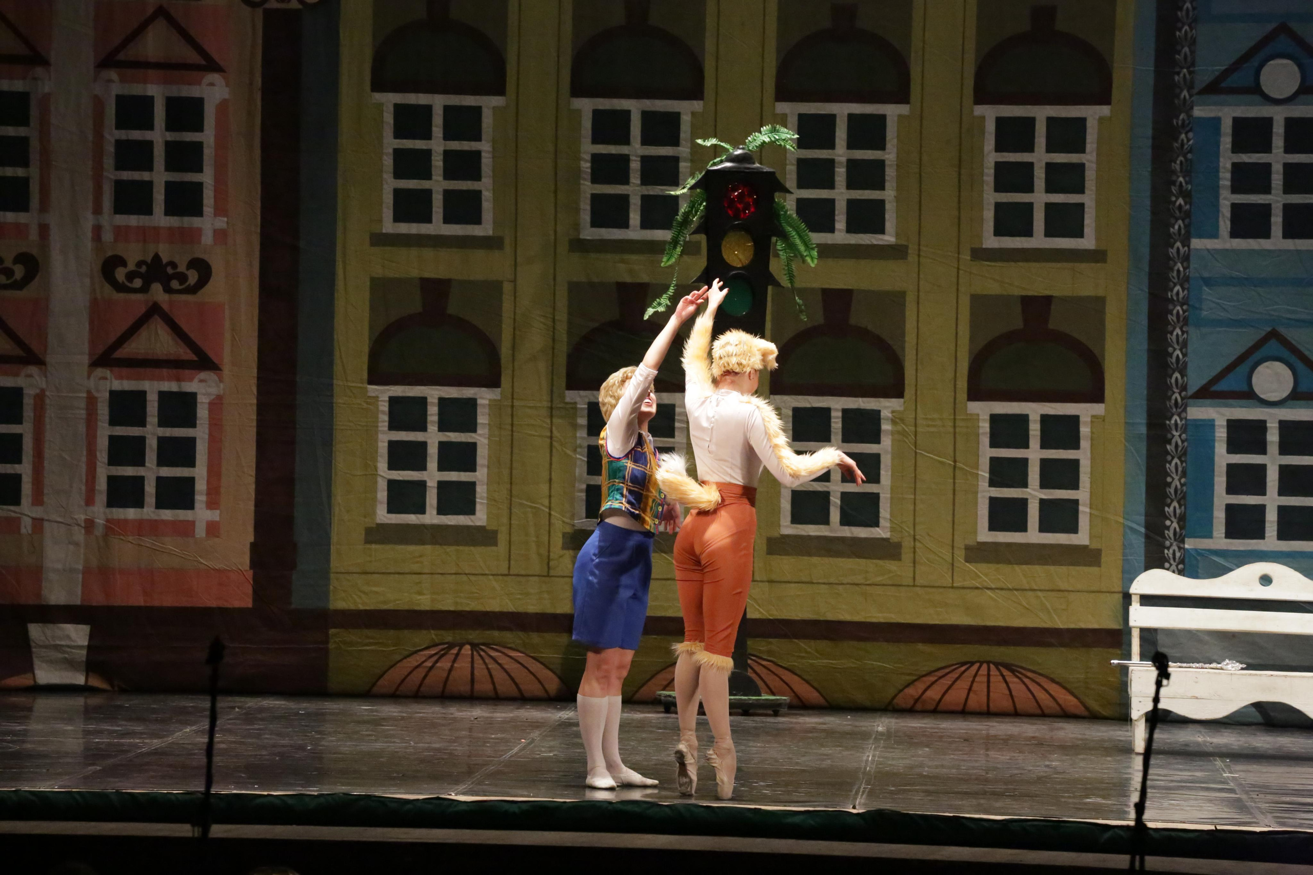 Балет Донбасс-опера спектакль «Малыш и Карлсон». Фотограф в Сочи Юрий Шептаев