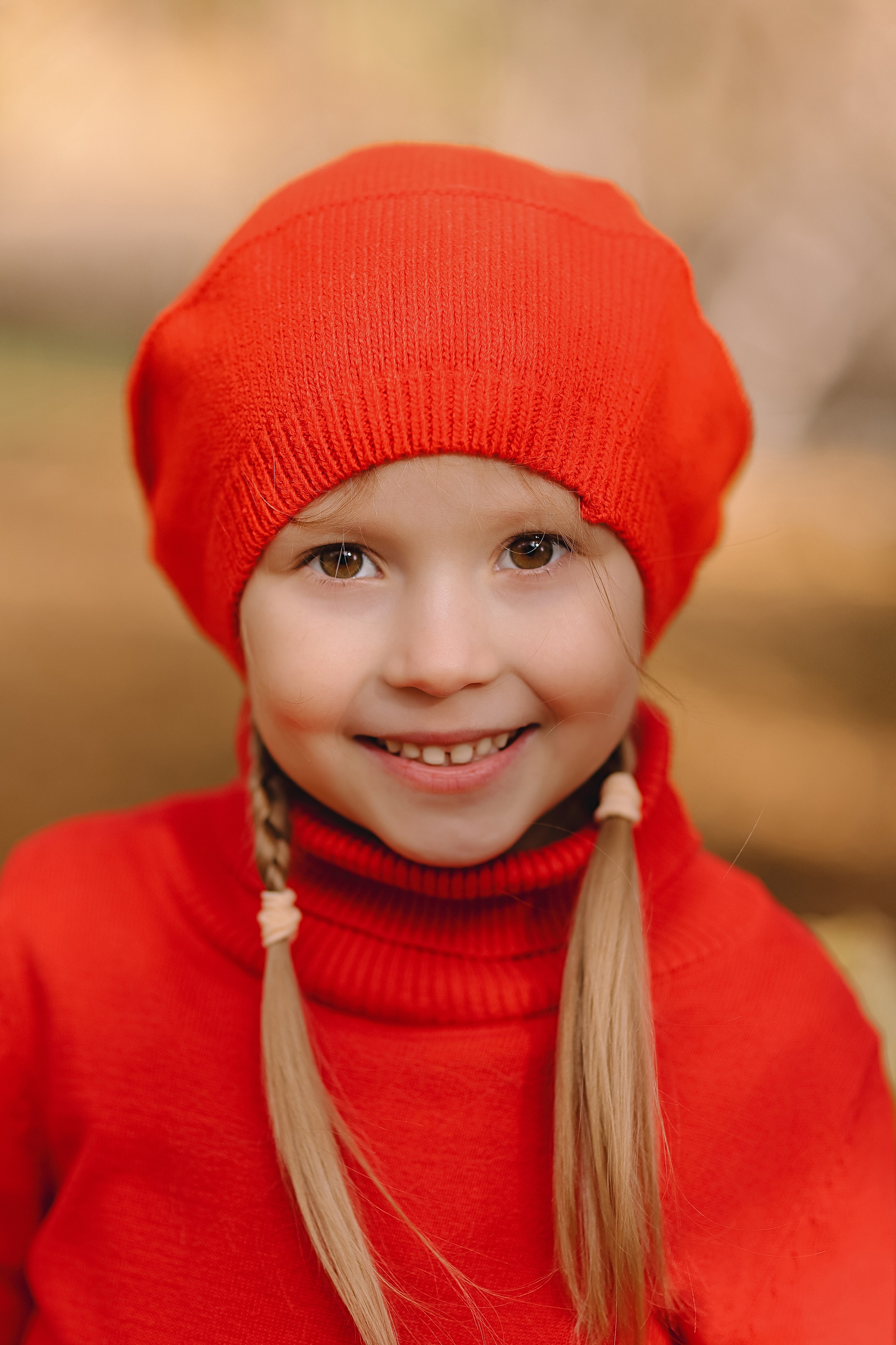 Осень. Семейный фотограф Тюмень, фотограф на роды Салмина Мария