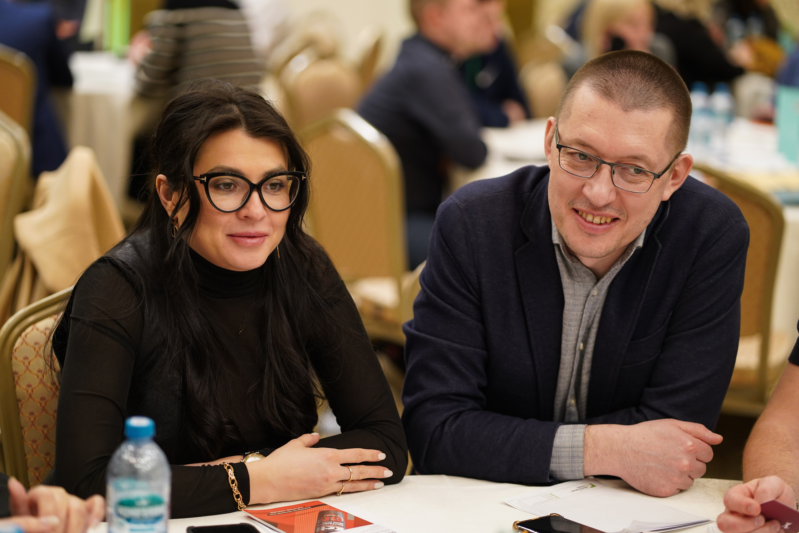 Малоэтажная страна конференция. Фотограф