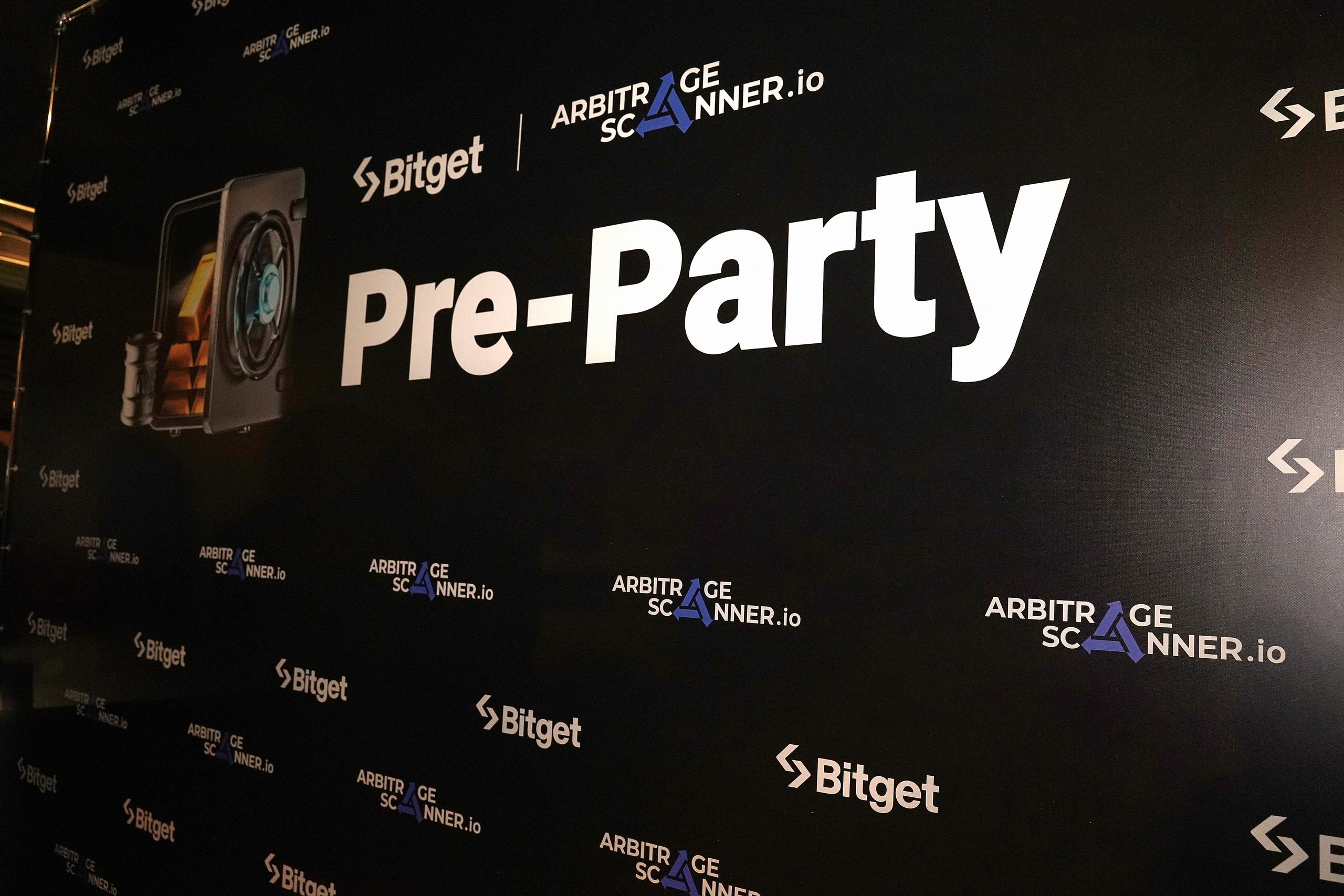 Bitget. Фотограф