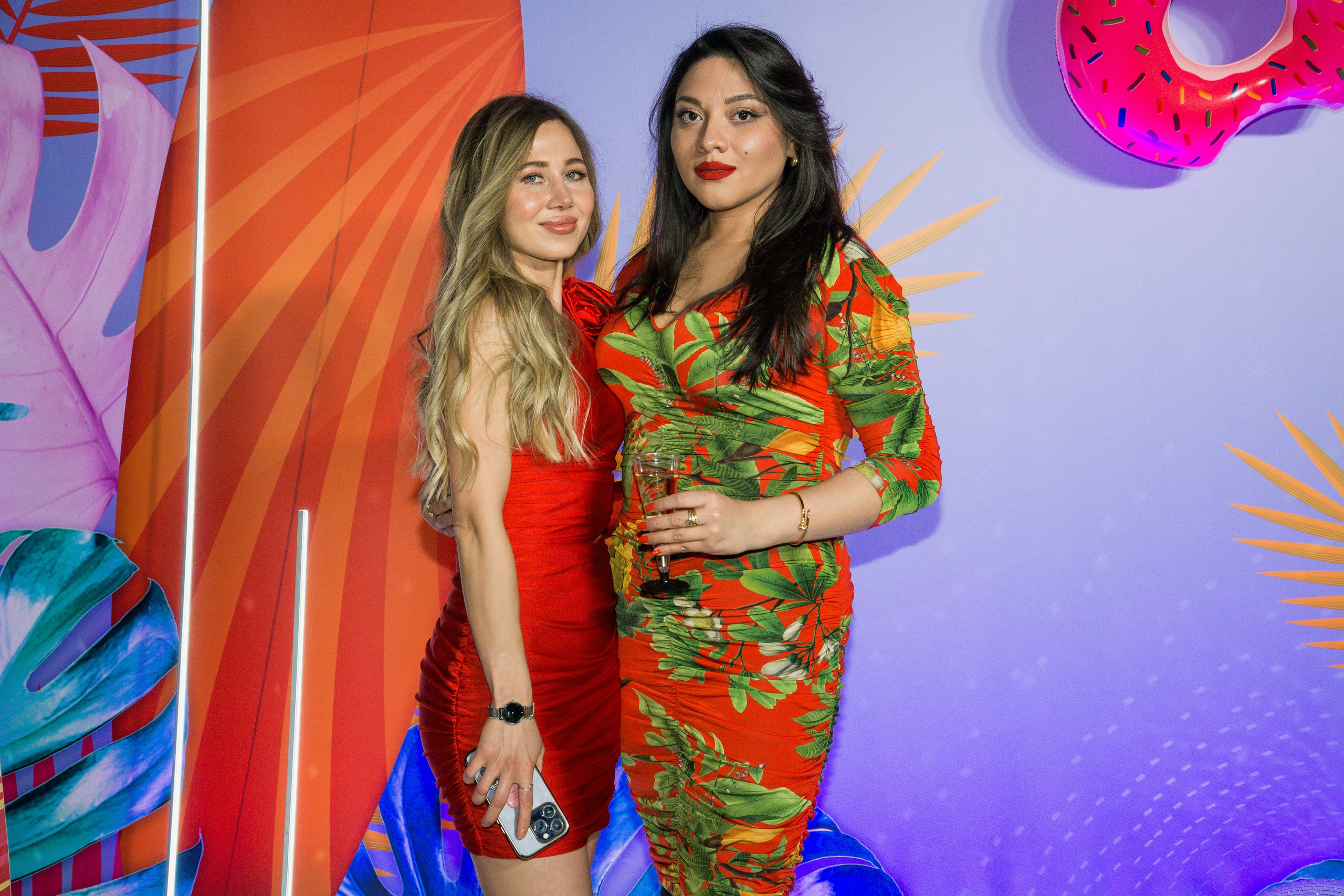 МТС корпоратив Гавайская вечеринка. Фотограф