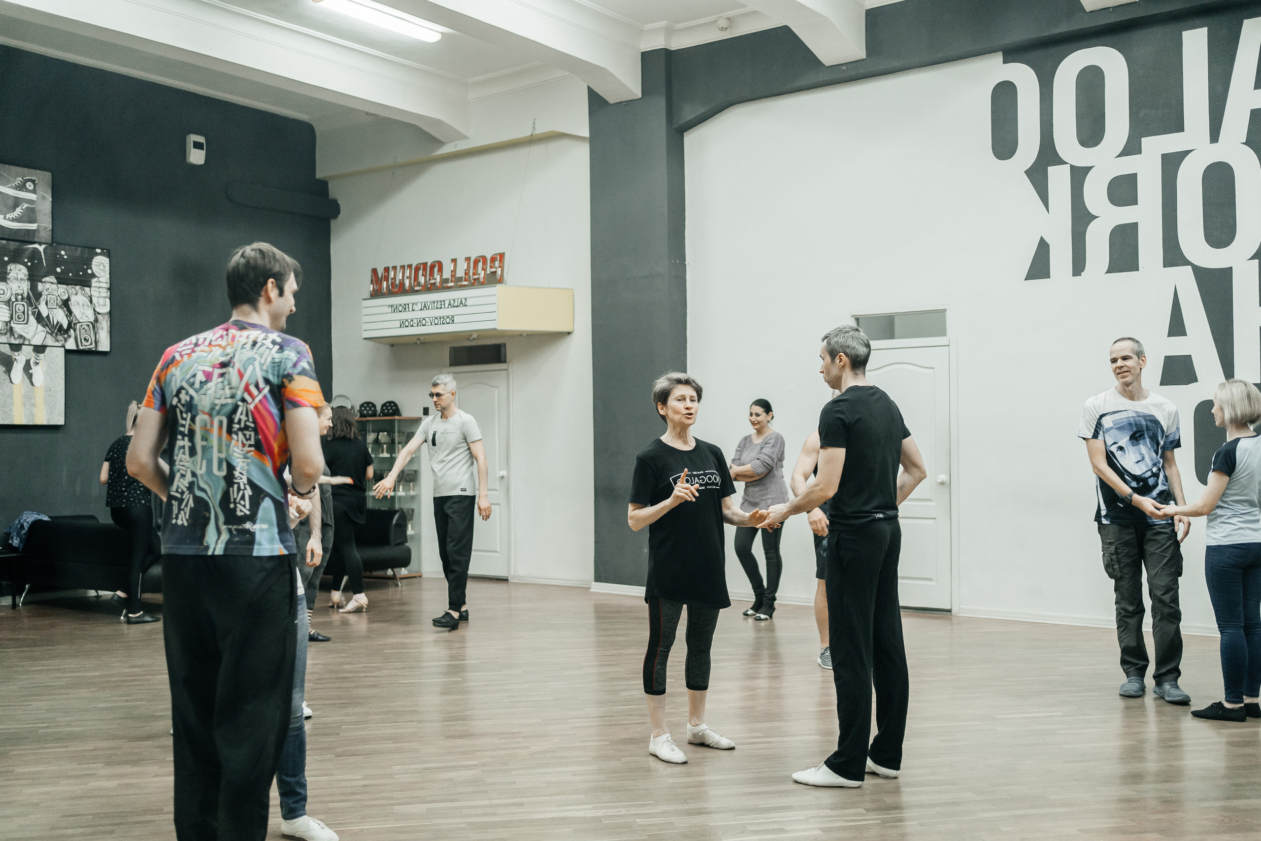 Репортаж с танцевальной тренировки Boogaloo. Семейный lifestyle фотограф в Ростове-на-Дону