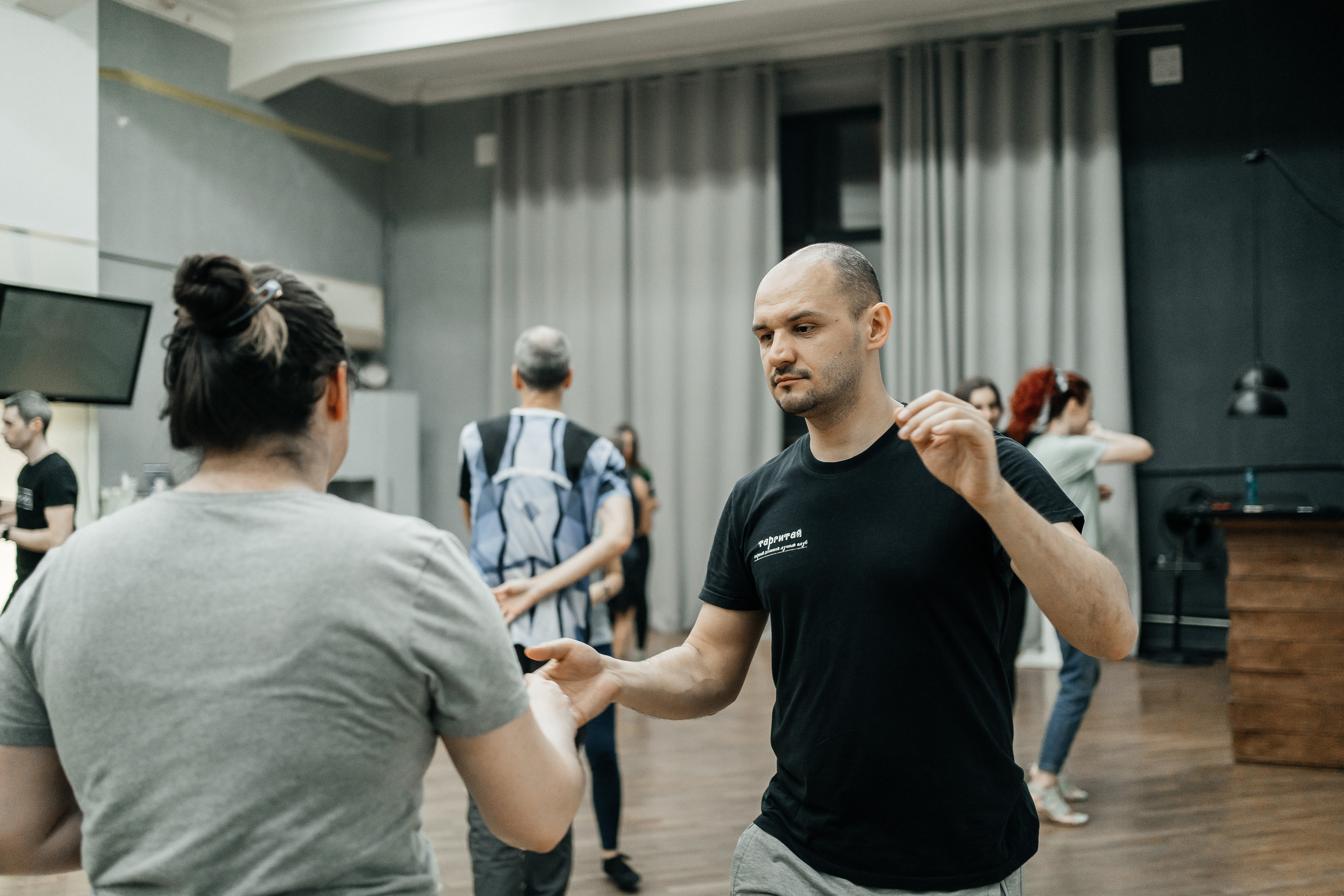 Репортаж с танцевальной тренировки Boogaloo. Семейный lifestyle фотограф в Ростове-на-Дону