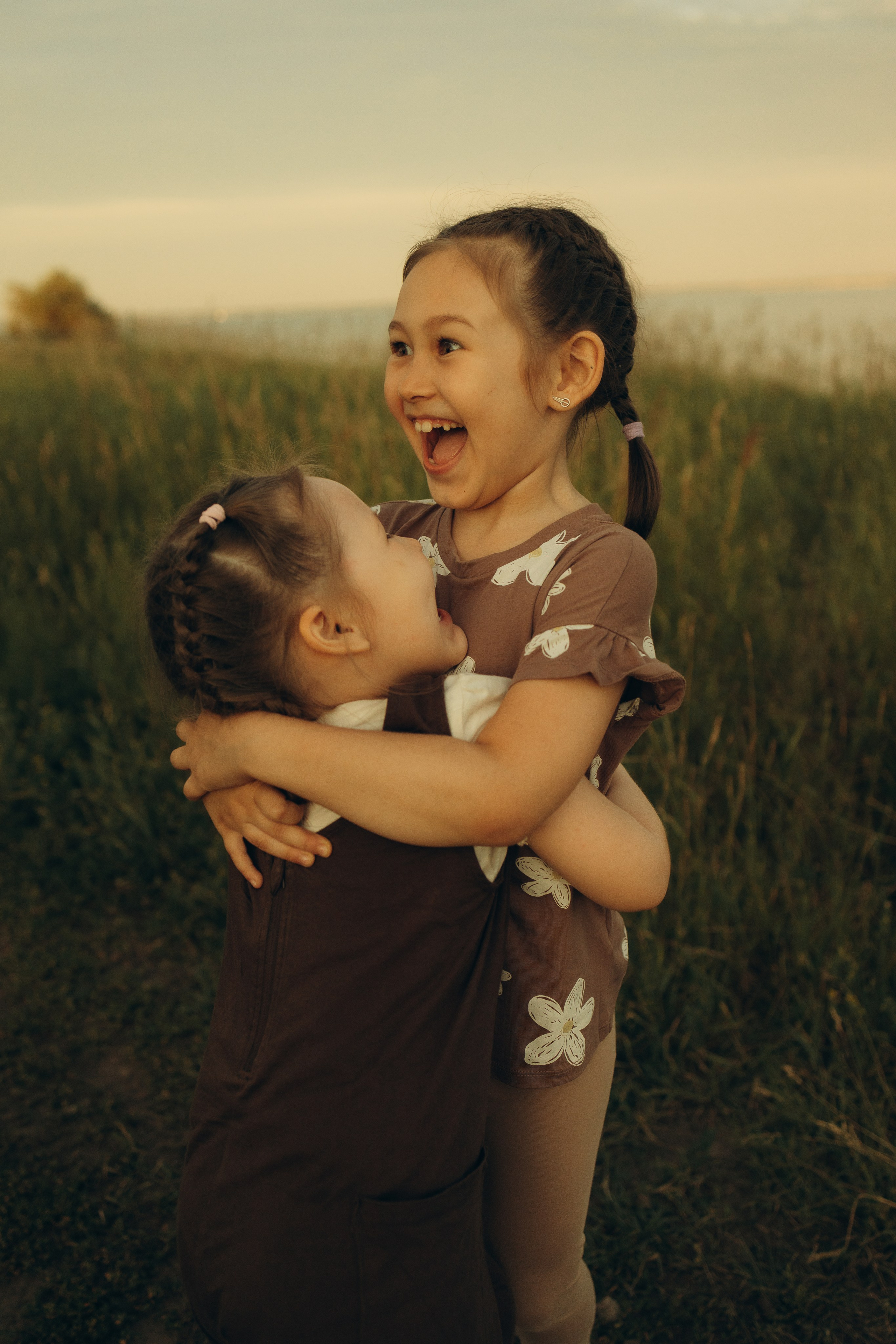 На природе. Семейный фотограф Новосибирск Фотограф на выписку Новосибирск