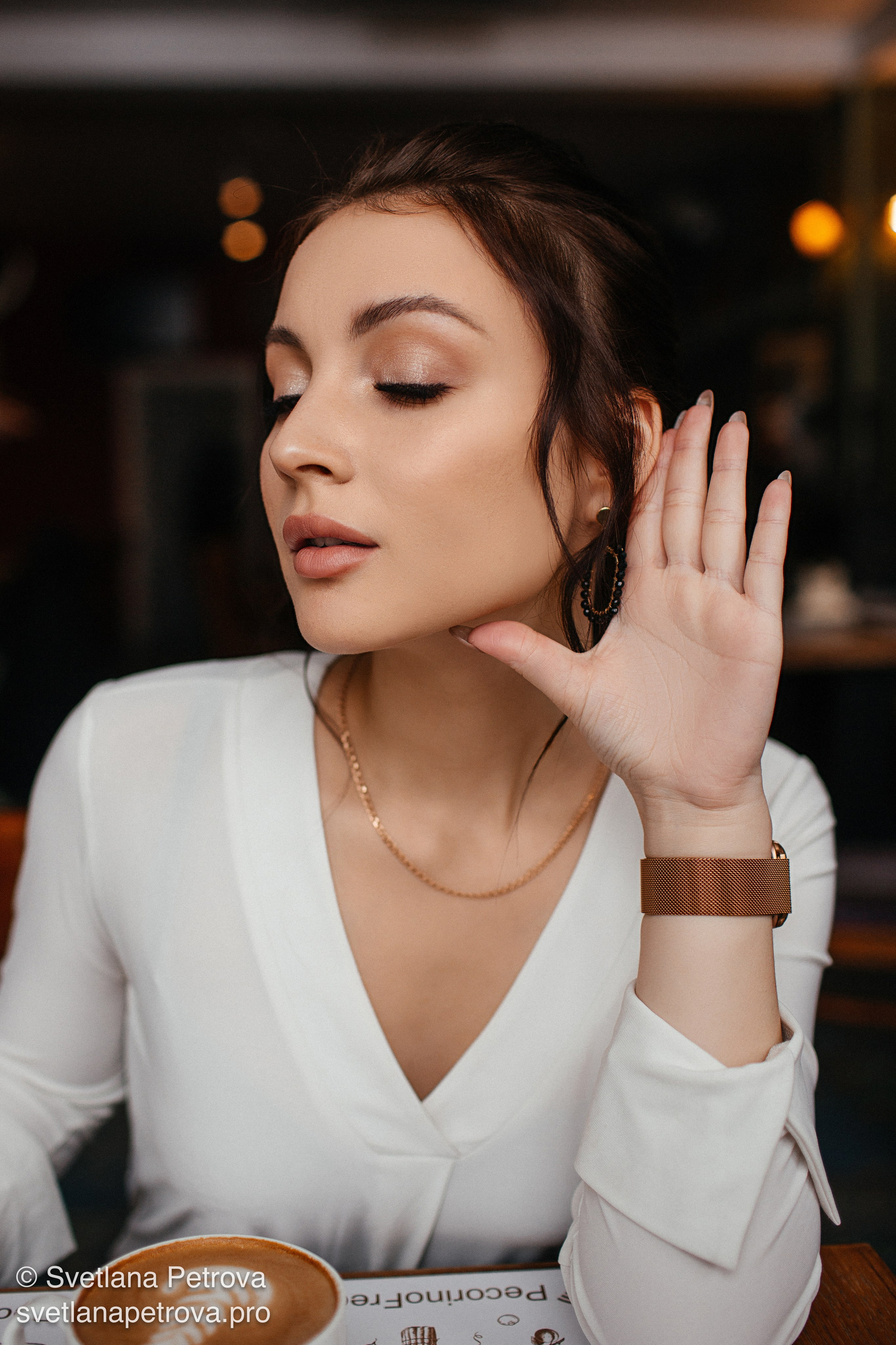 Индивидуальная съёмка в кафе. Зима 2021. Фотограф Светлана Петрова