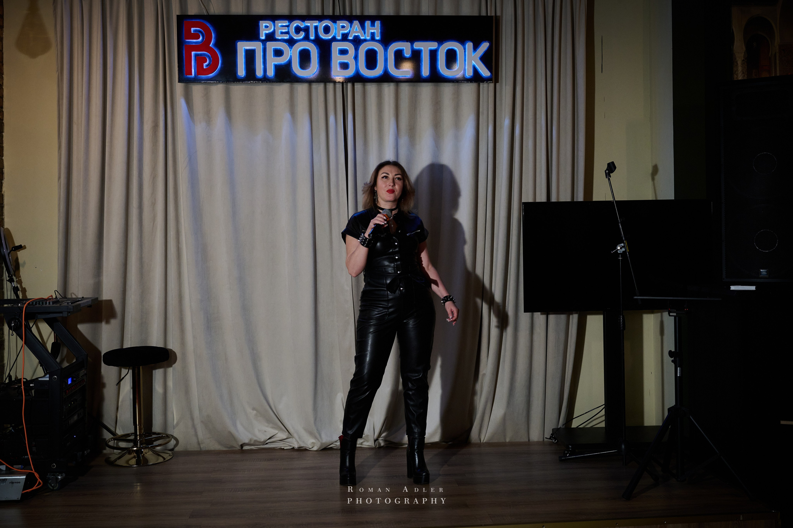 ТОП 50 успешных персон России. Фотограф Роман Адлер