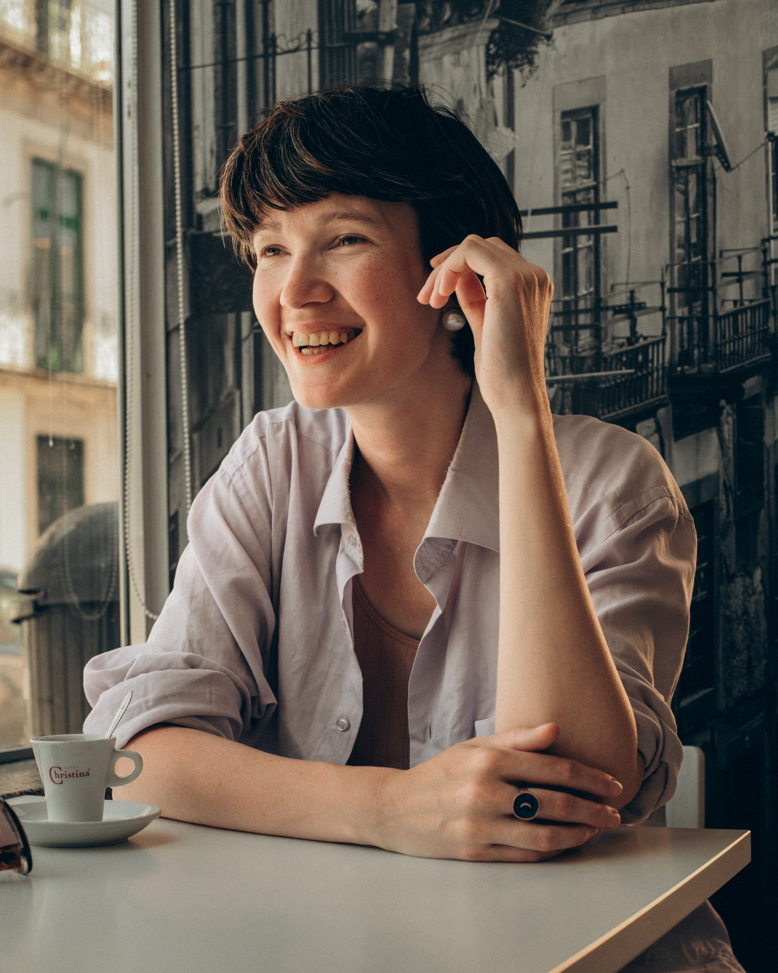ASSA. A SMALL WALKING IN PORTO. Anastasiia Antoniuk portrait, family and couple photographer, Portugal