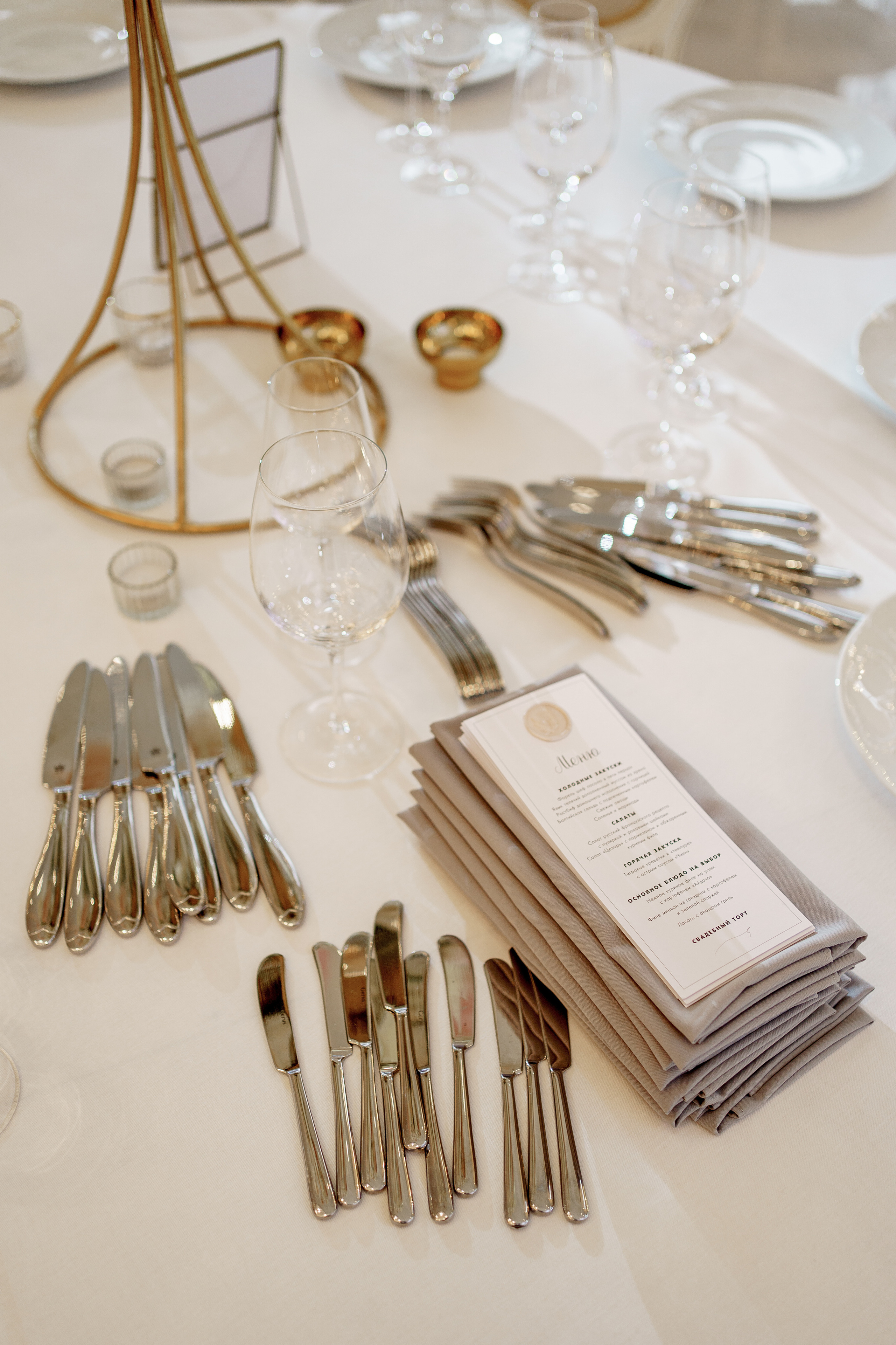 Свадебный декор в ресторане Romanoff`s. Фотограф Макс Меш