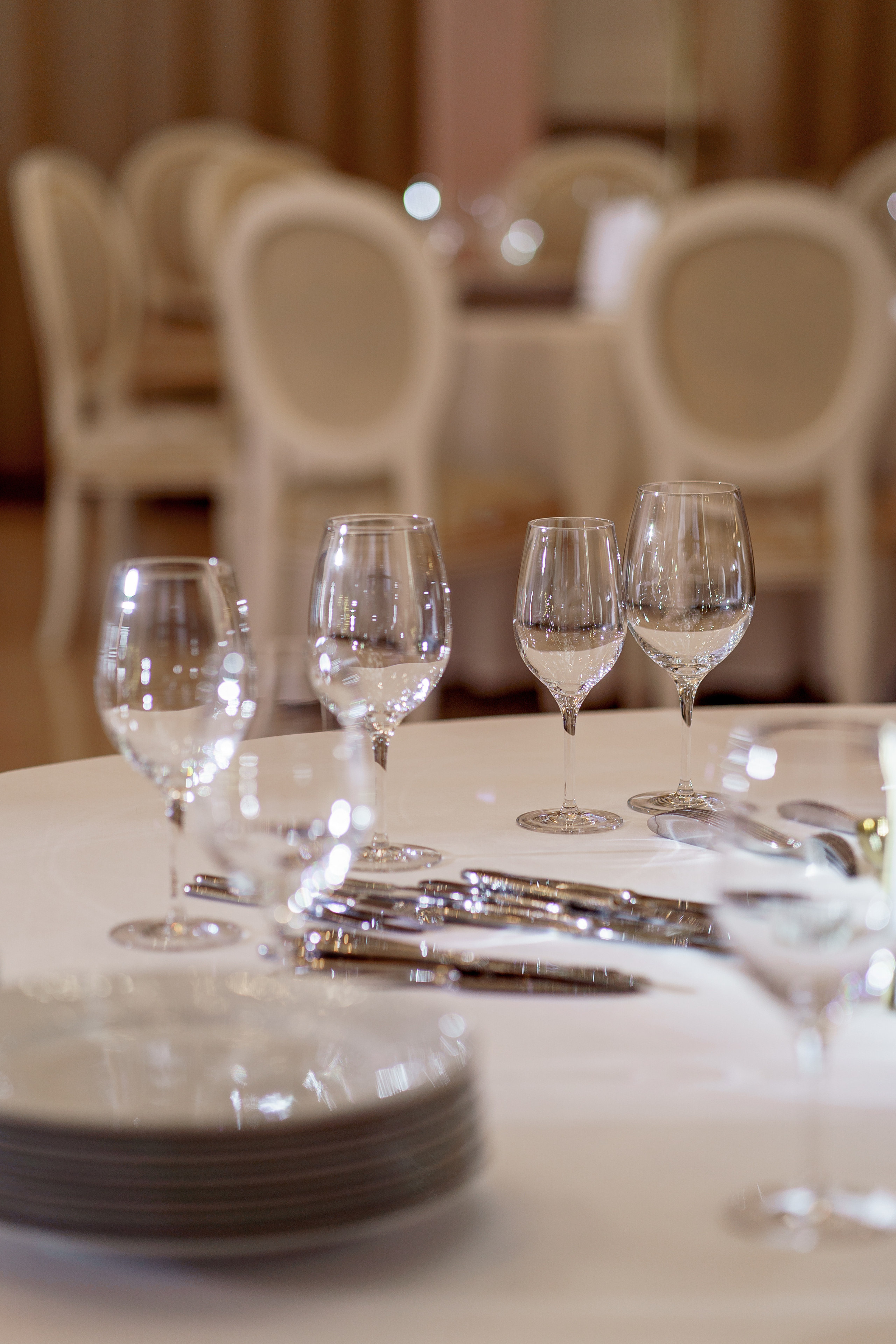 Свадебный декор в ресторане Romanoff`s. Фотограф Макс Меш