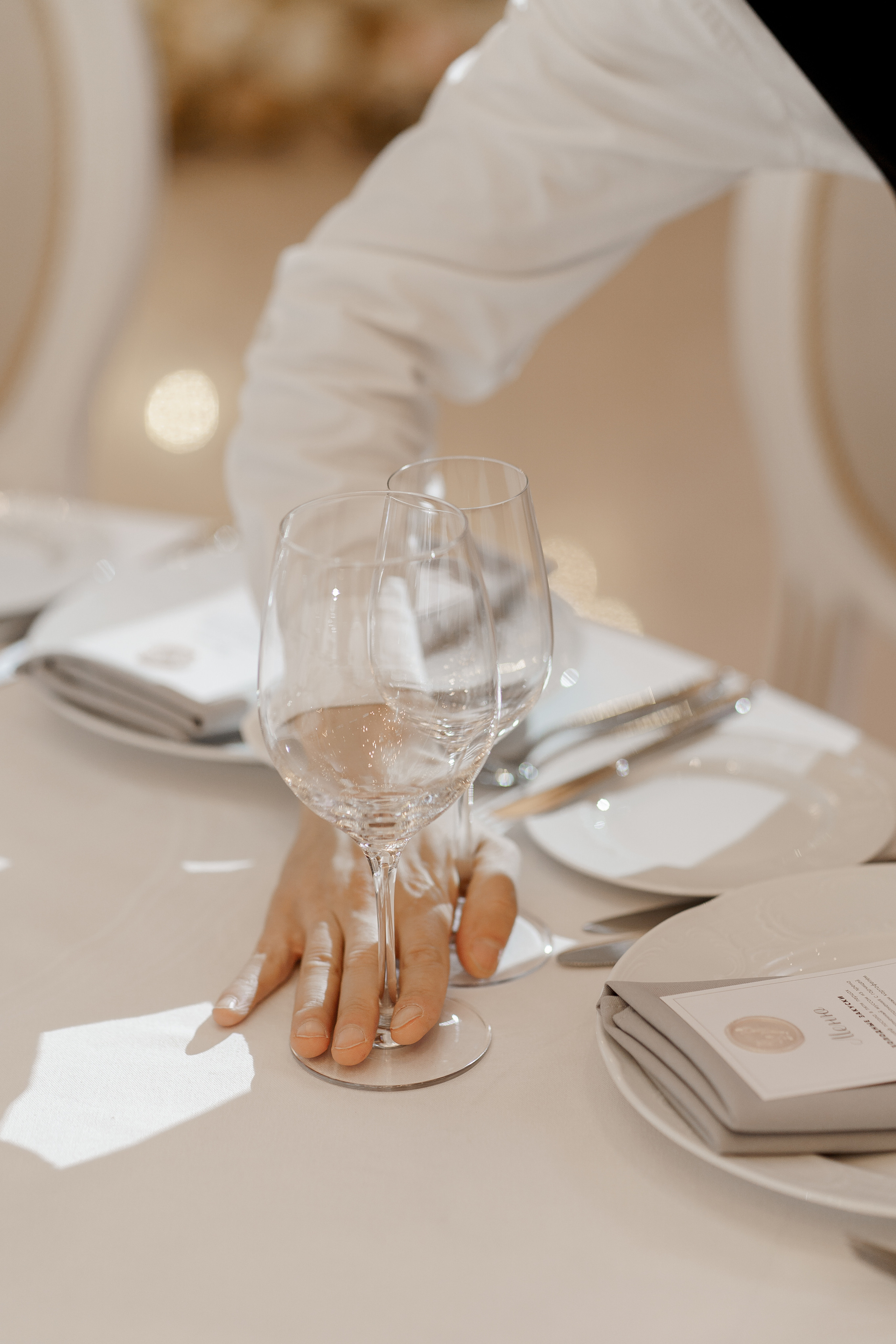 Свадебный декор в ресторане Romanoff`s. Фотограф Макс Меш