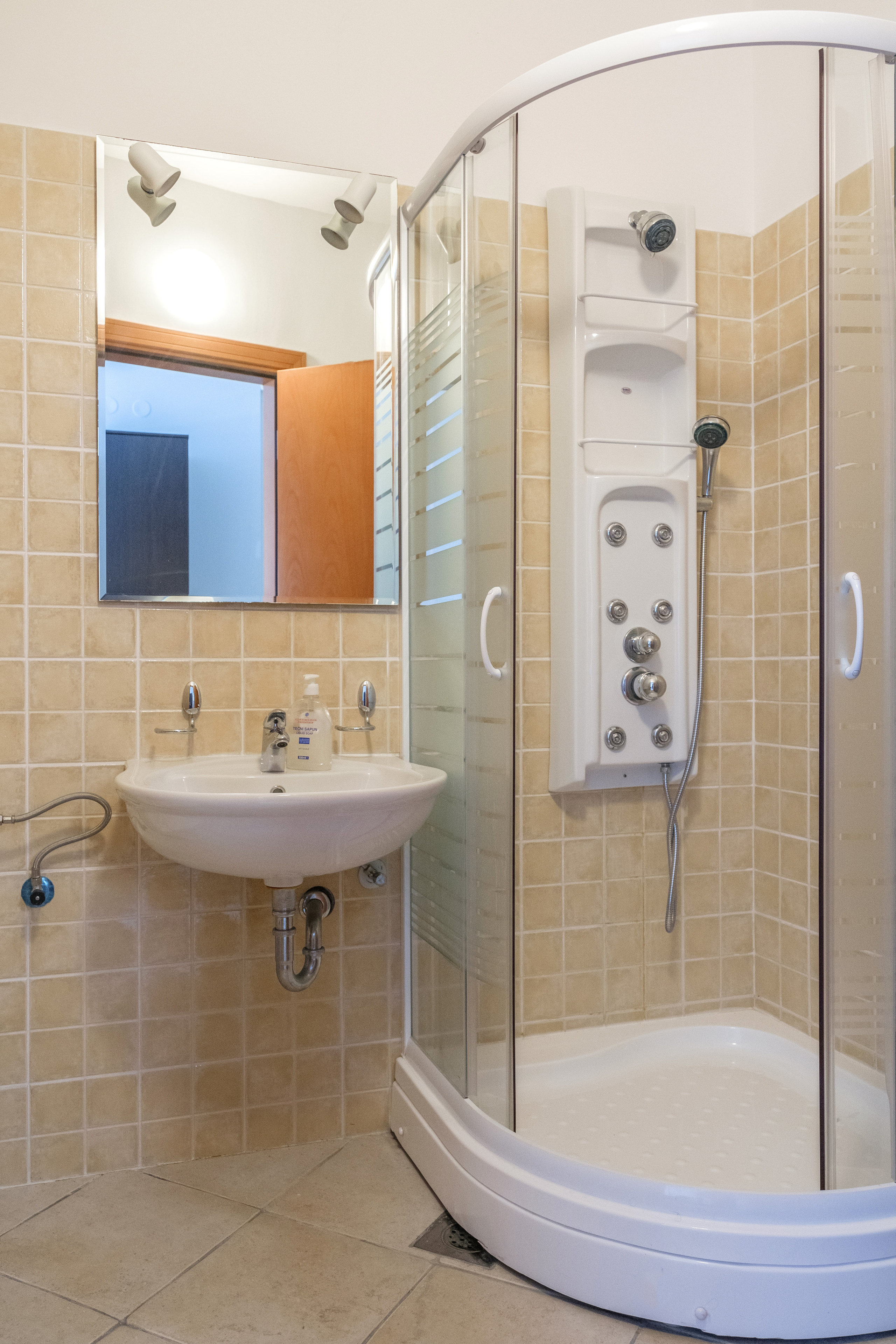 Апартаменты Riverside. Фотограф Макс Меш