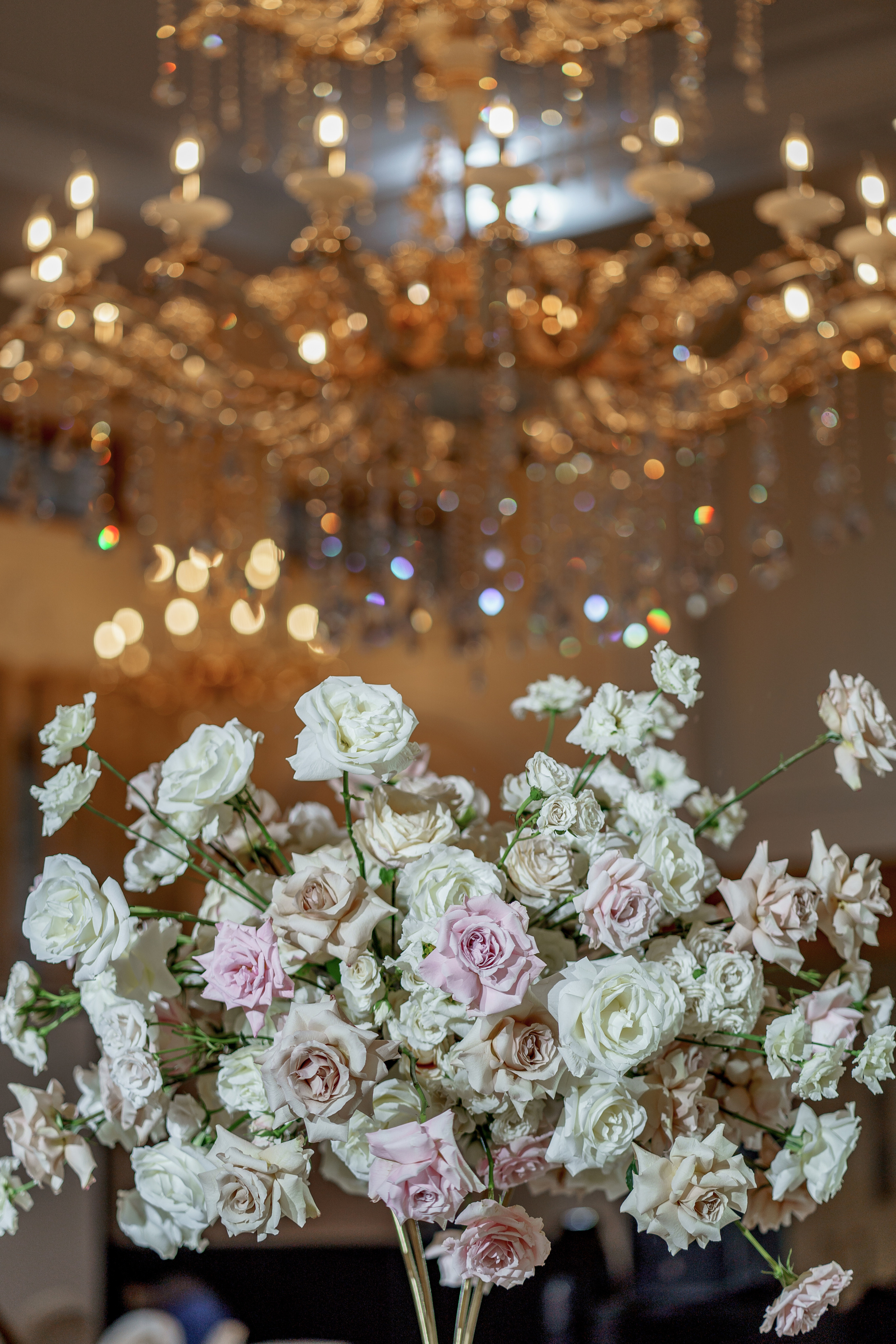 Свадебный декор в ресторане Romanoff`s. Фотограф Макс Меш