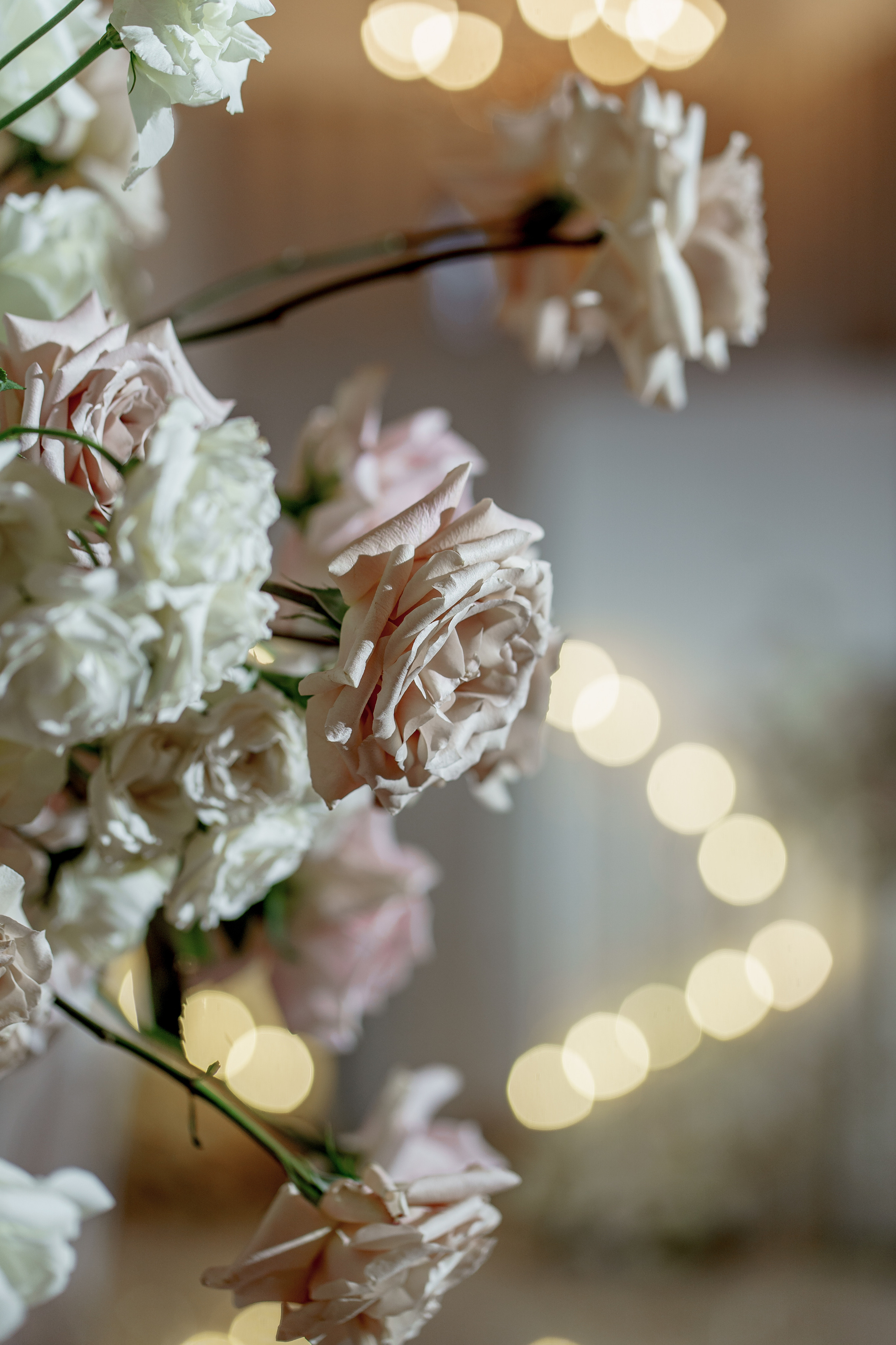 Свадебный декор в ресторане Romanoff`s. Фотограф Макс Меш