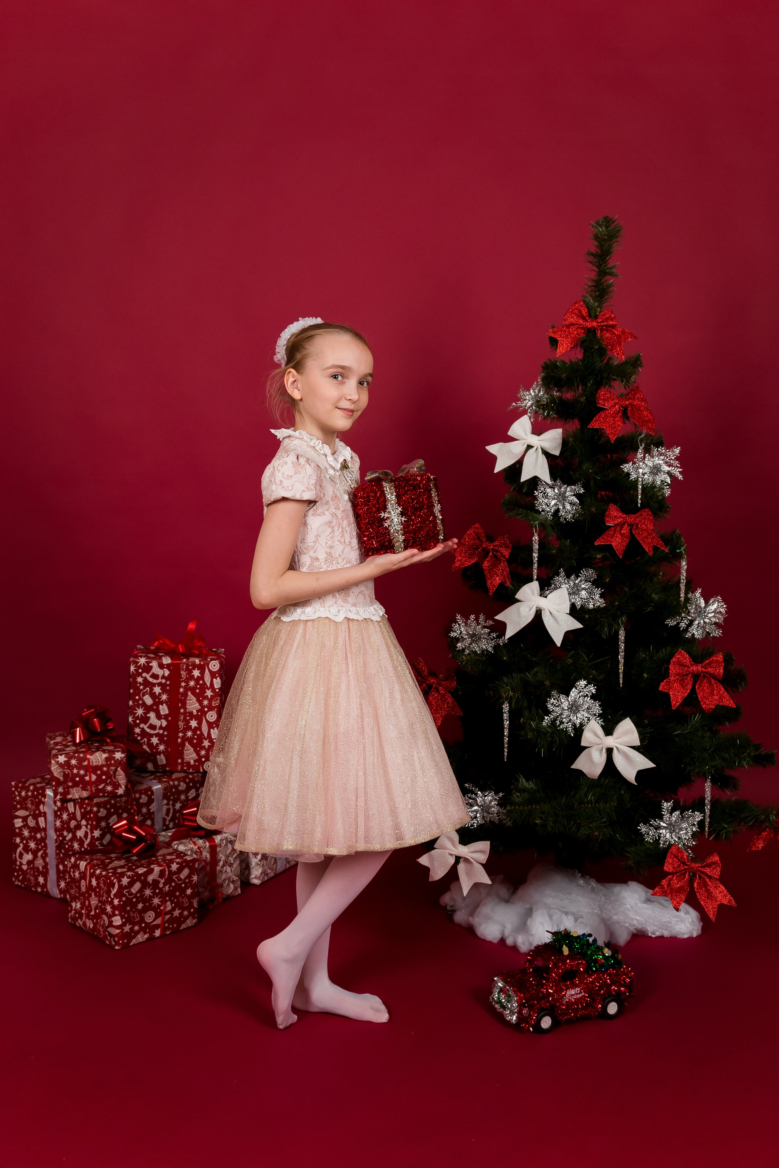 Новогодняя фотосессия. Фотостудия автопортрета DOUBLE-YOU в Сургуте