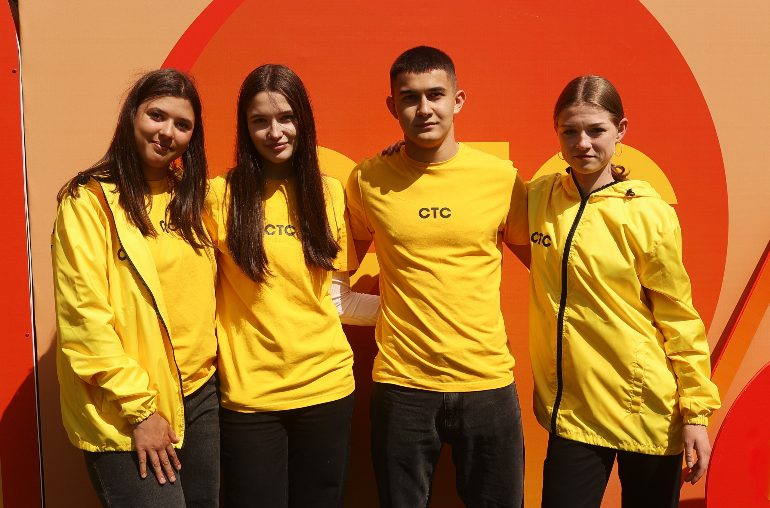 СТС поздравляет с днём города!. Виктория Ларина — Портретный профессиональный фотограф в Иркутске